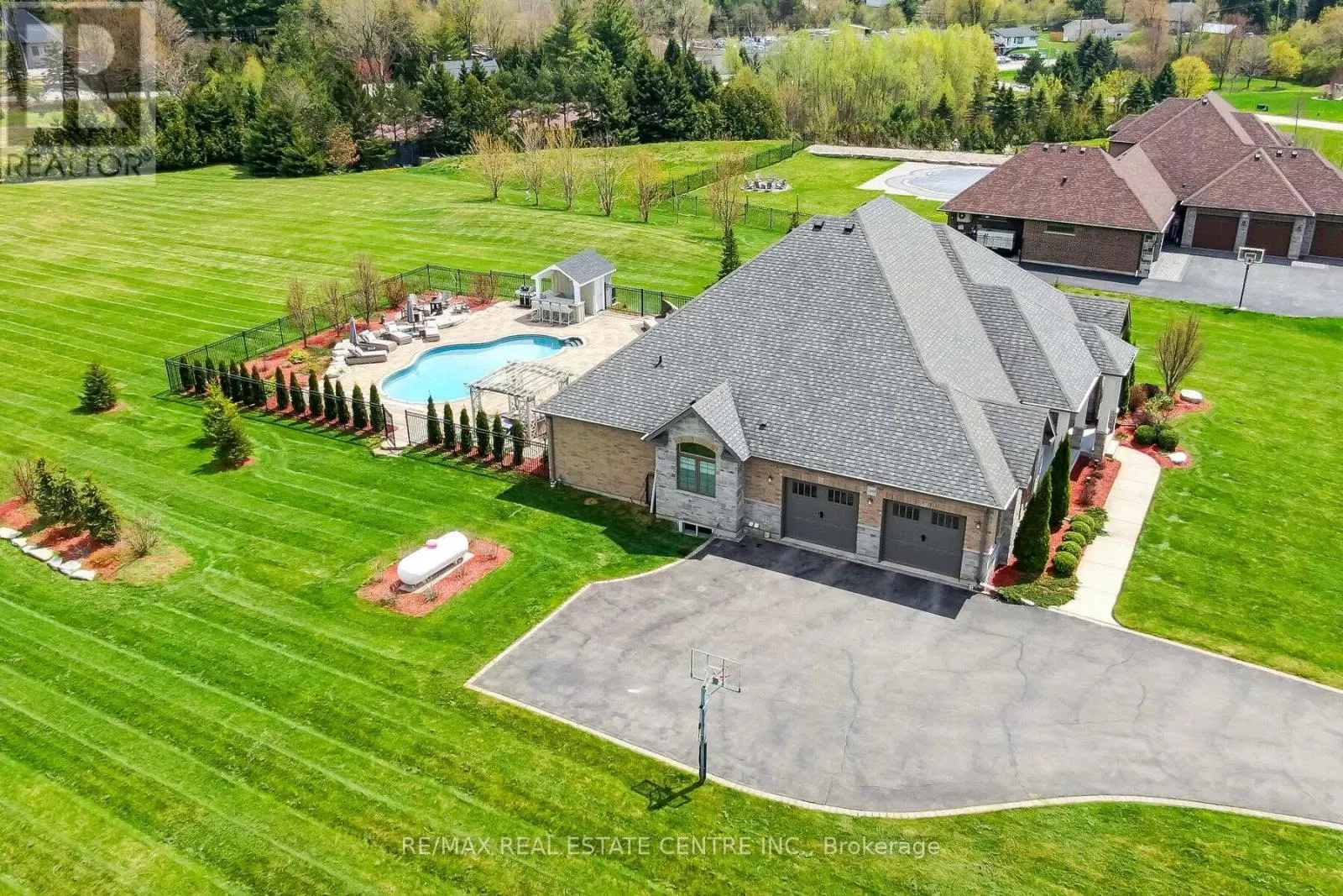 109 CREWSON COURT