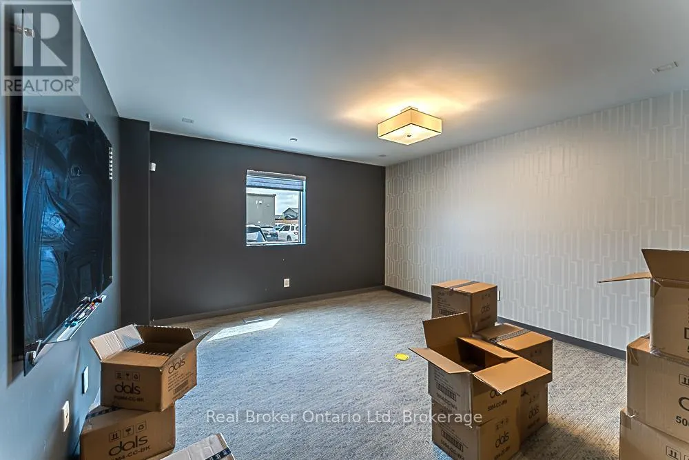 UNITS 1&2 - 1525 16TH STREET E, #Units 1&2