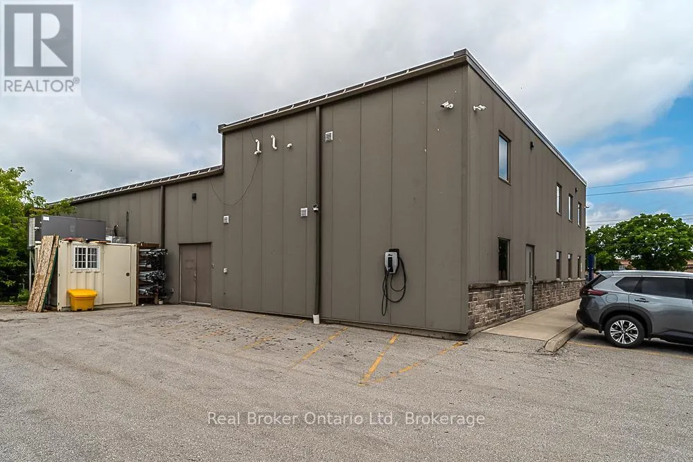 UNITS 1&2 - 1525 16TH STREET E, #Units 1&2