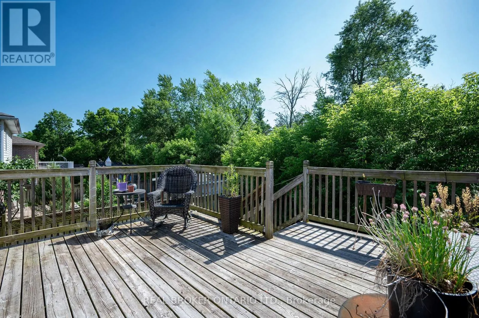 99 LANGLAW DRIVE