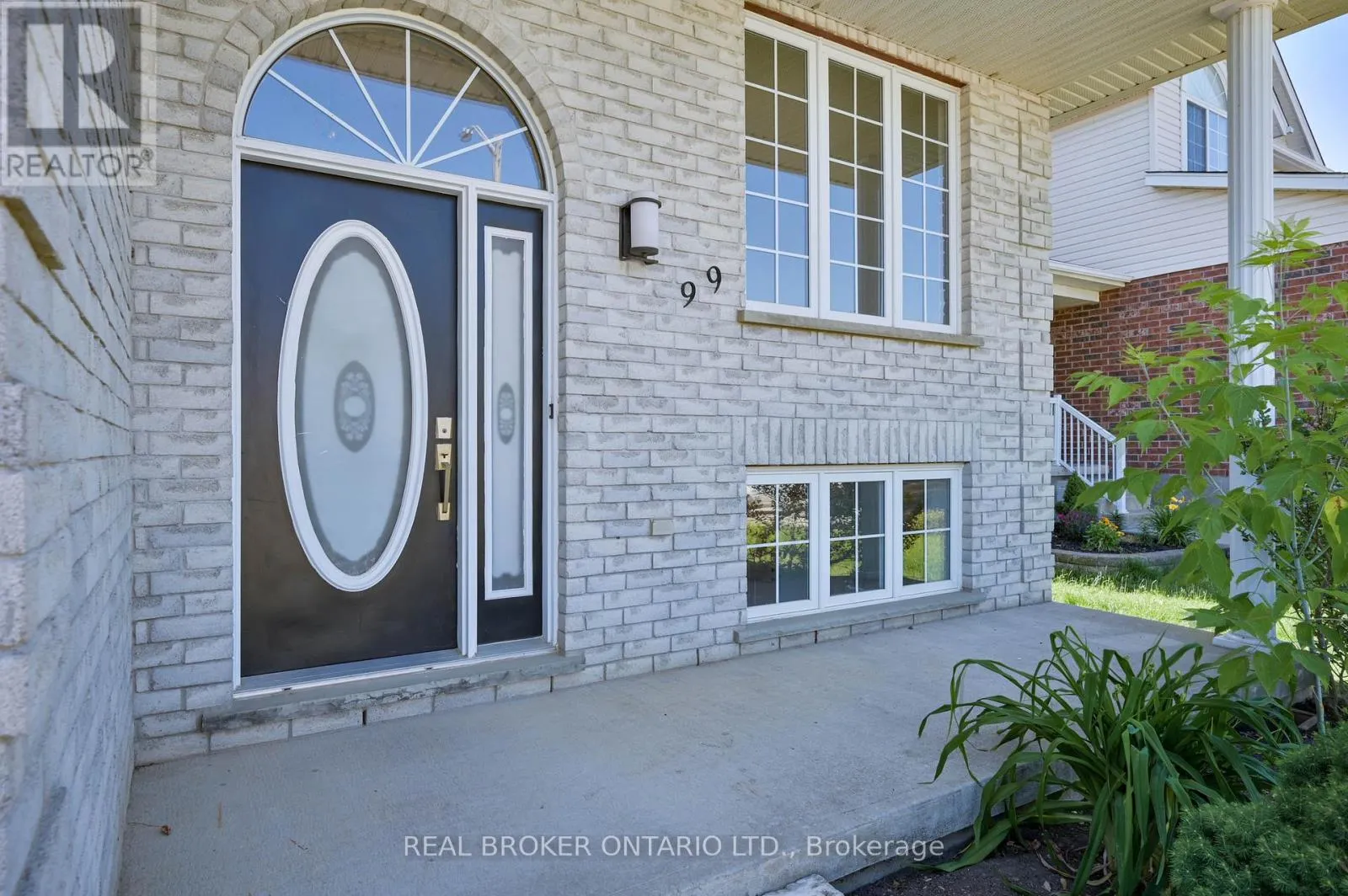 99 LANGLAW DRIVE