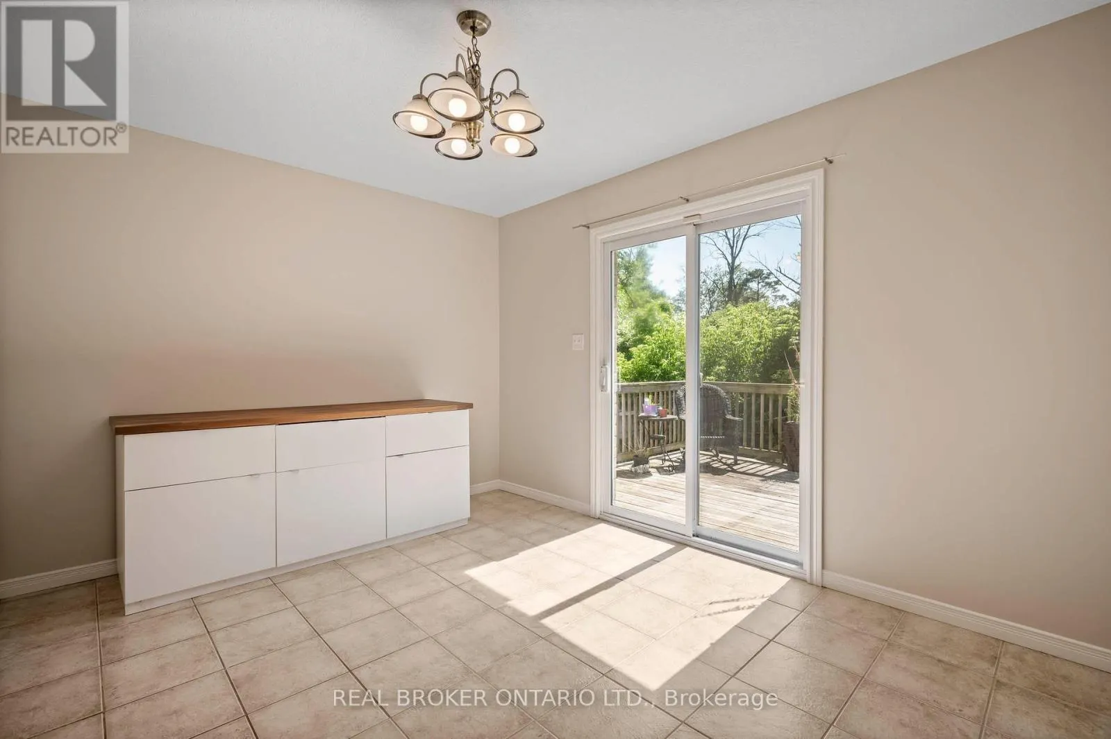 99 LANGLAW DRIVE
