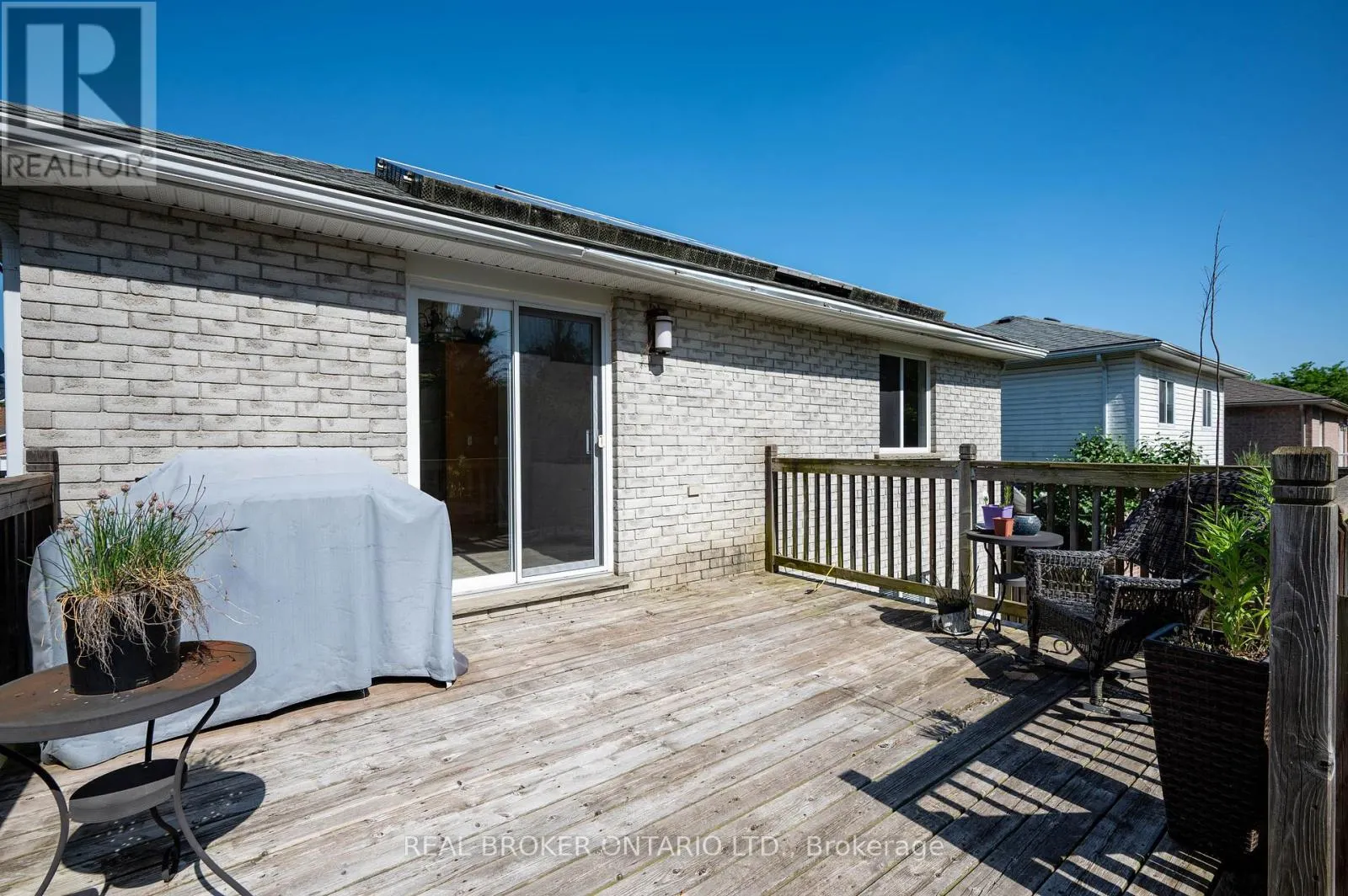 99 LANGLAW DRIVE