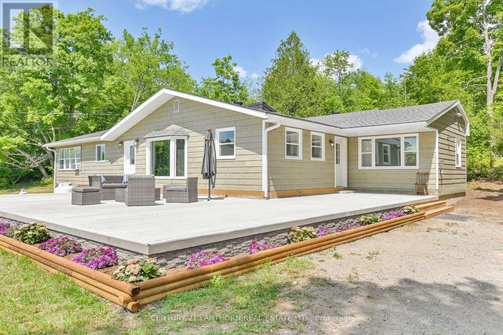 932 HUNT CLUB ROAD