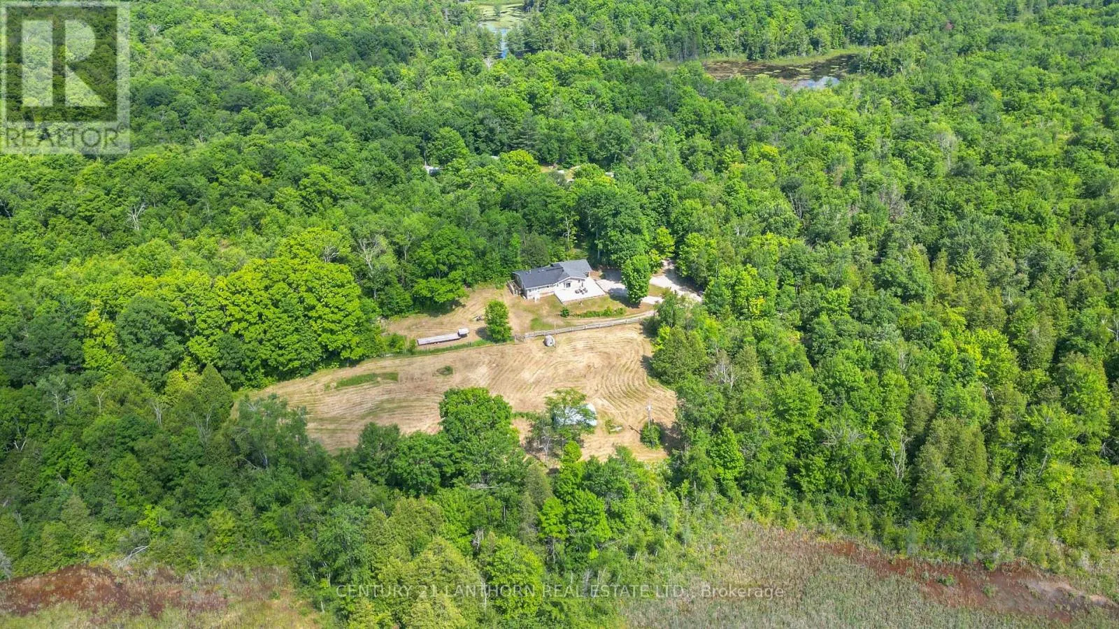 932 HUNT CLUB ROAD