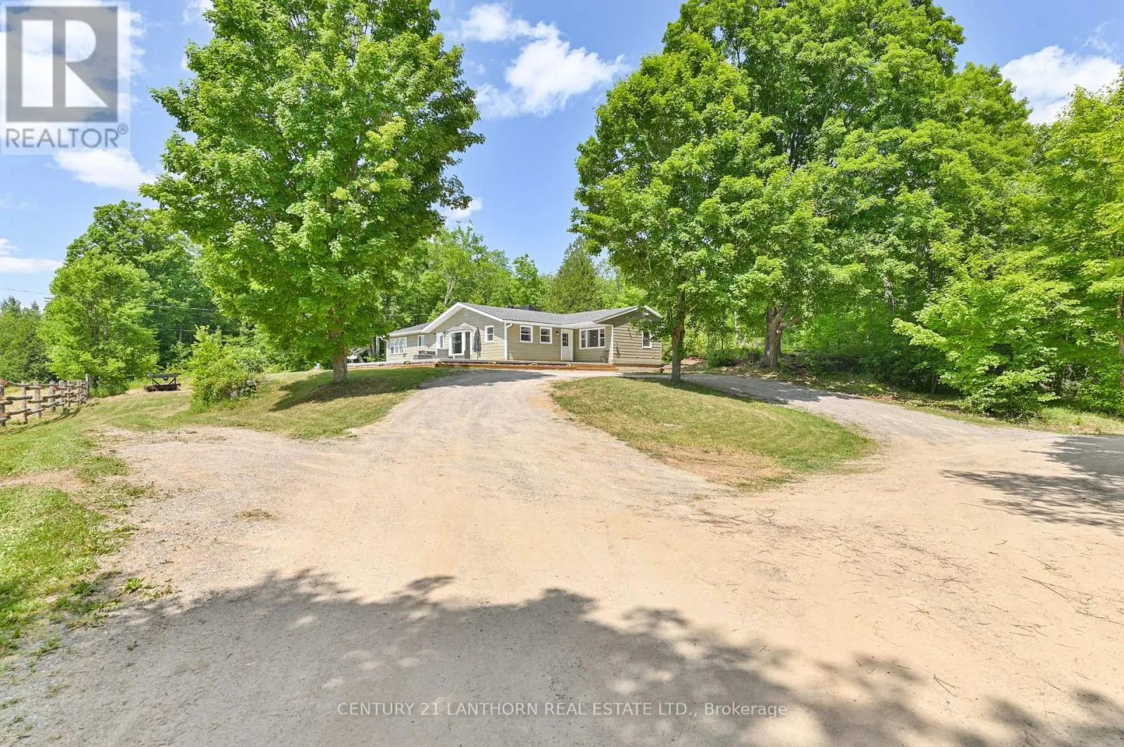932 HUNT CLUB ROAD