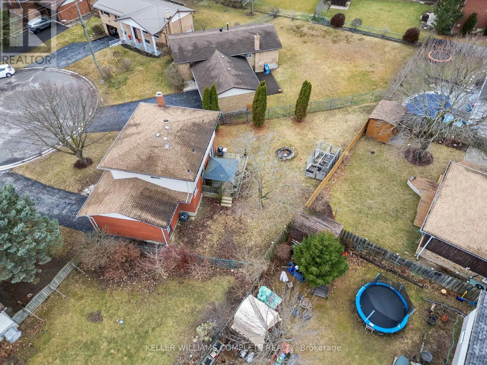 102 DUNDEE DRIVE