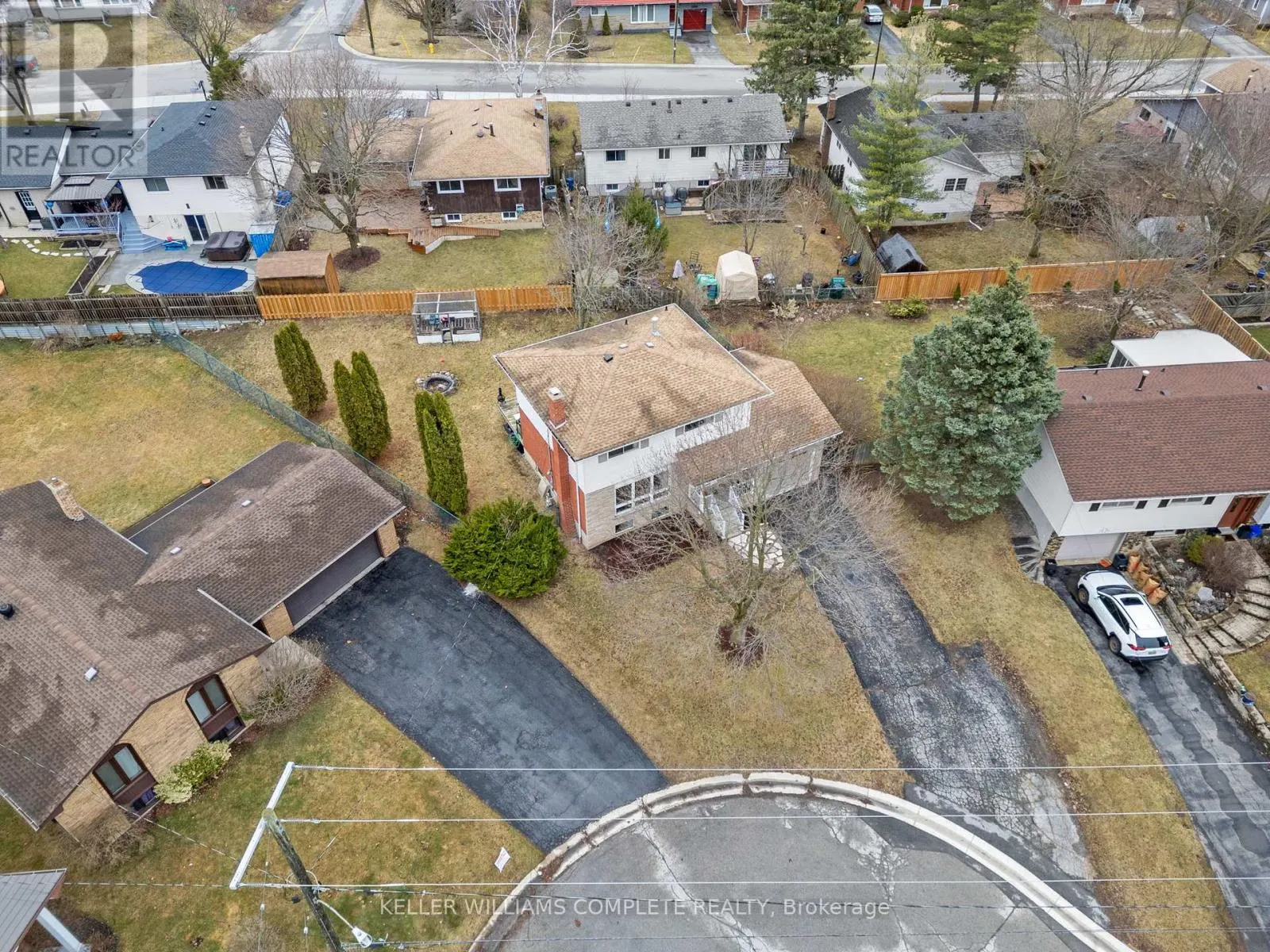 102 DUNDEE DRIVE