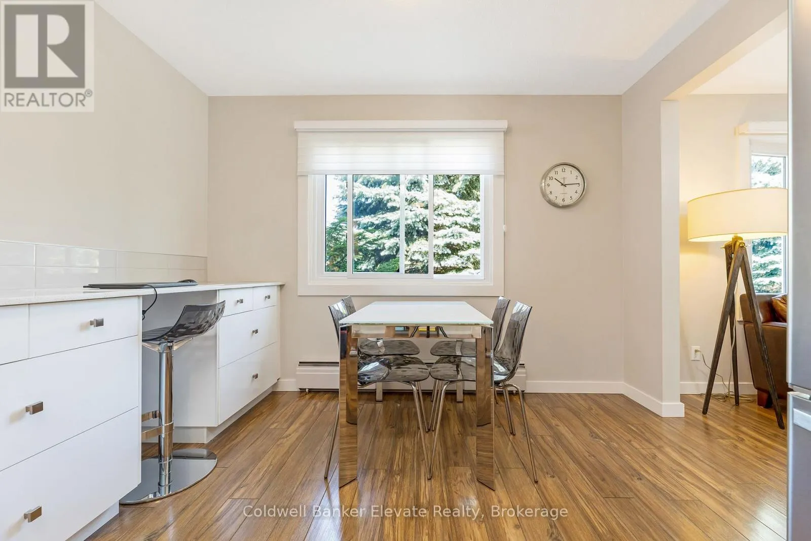 24 - 233 WESTMINSTER DRIVE S