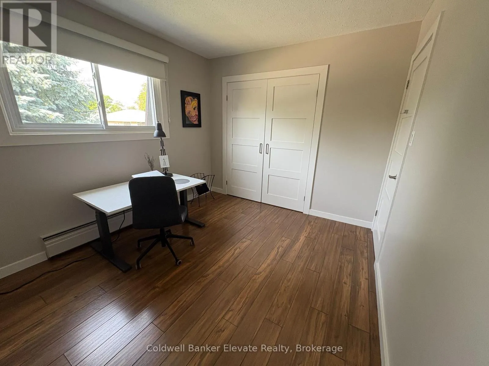 24 - 233 WESTMINSTER DRIVE S