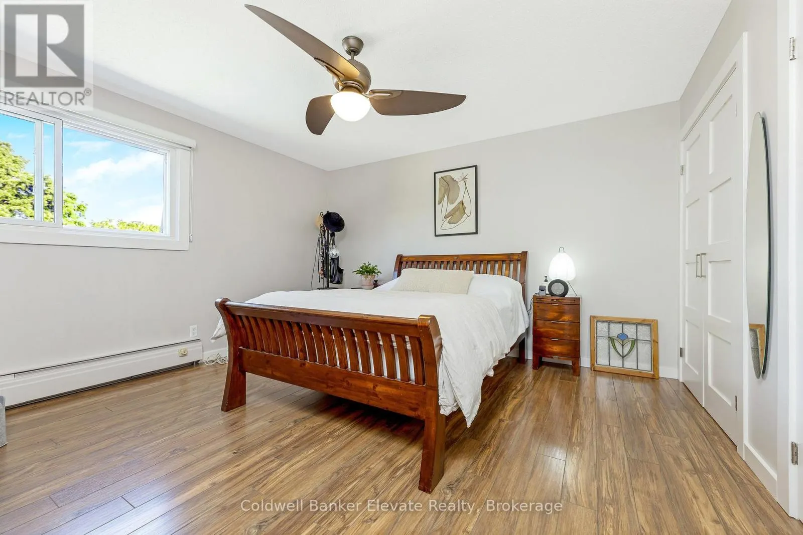 24 - 233 WESTMINSTER DRIVE S