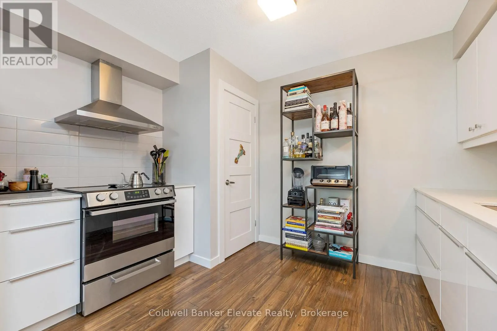 24 - 233 WESTMINSTER DRIVE S
