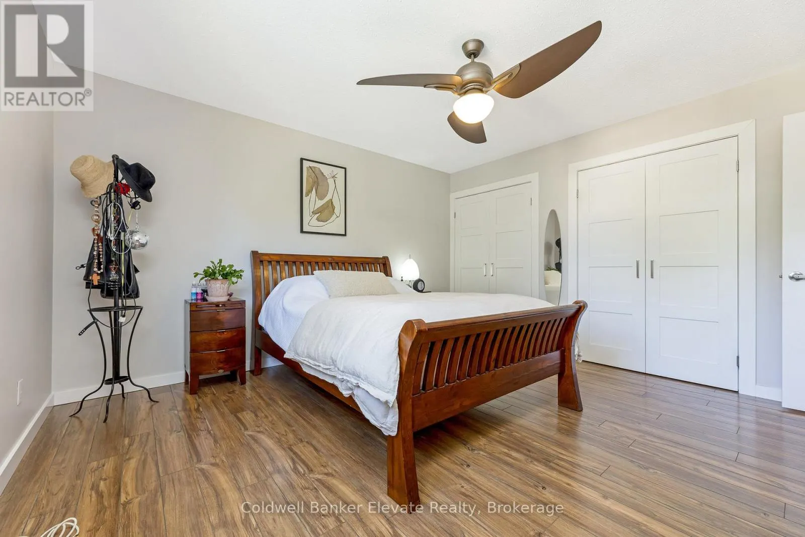 24 - 233 WESTMINSTER DRIVE S