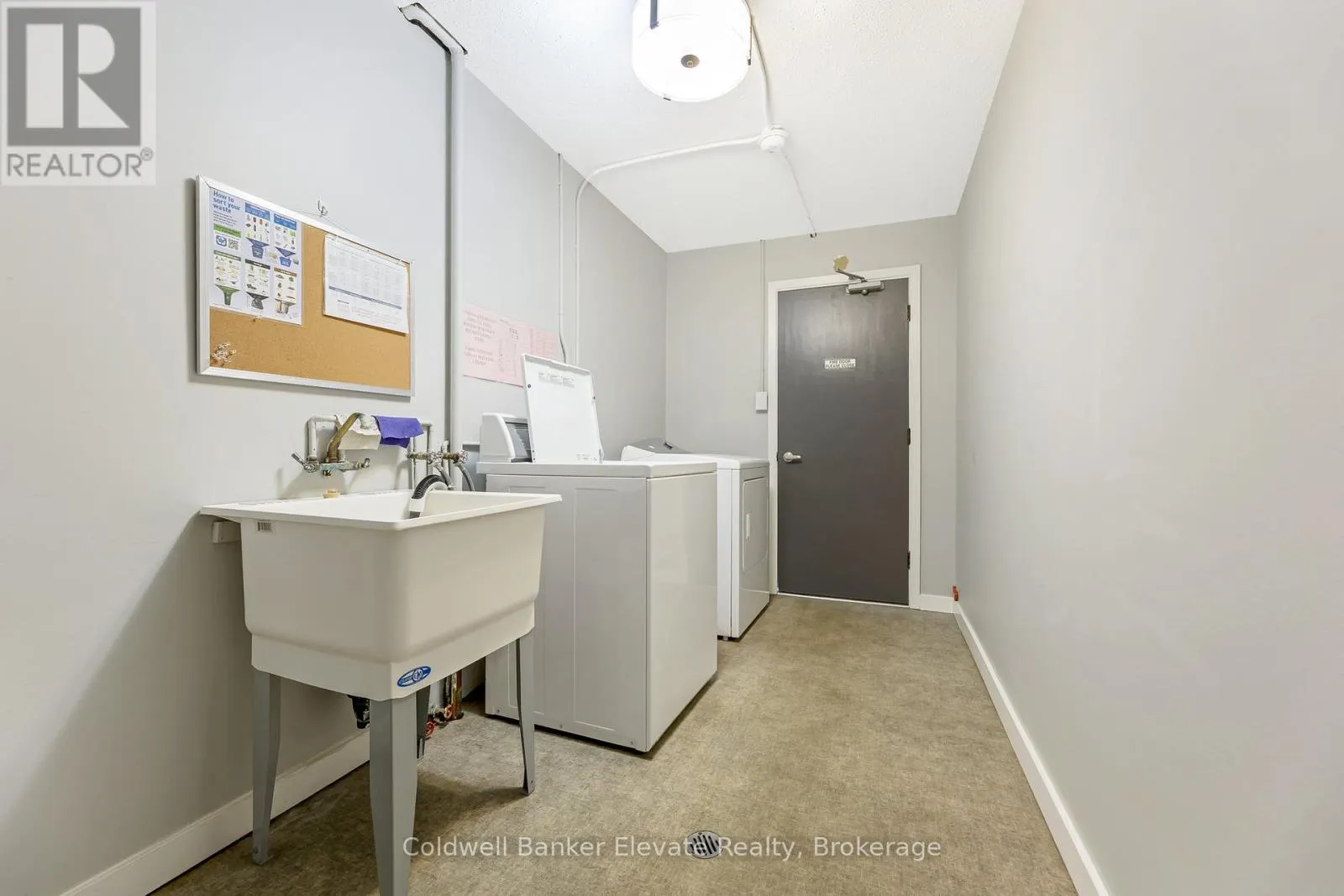 24 - 233 WESTMINSTER DRIVE S