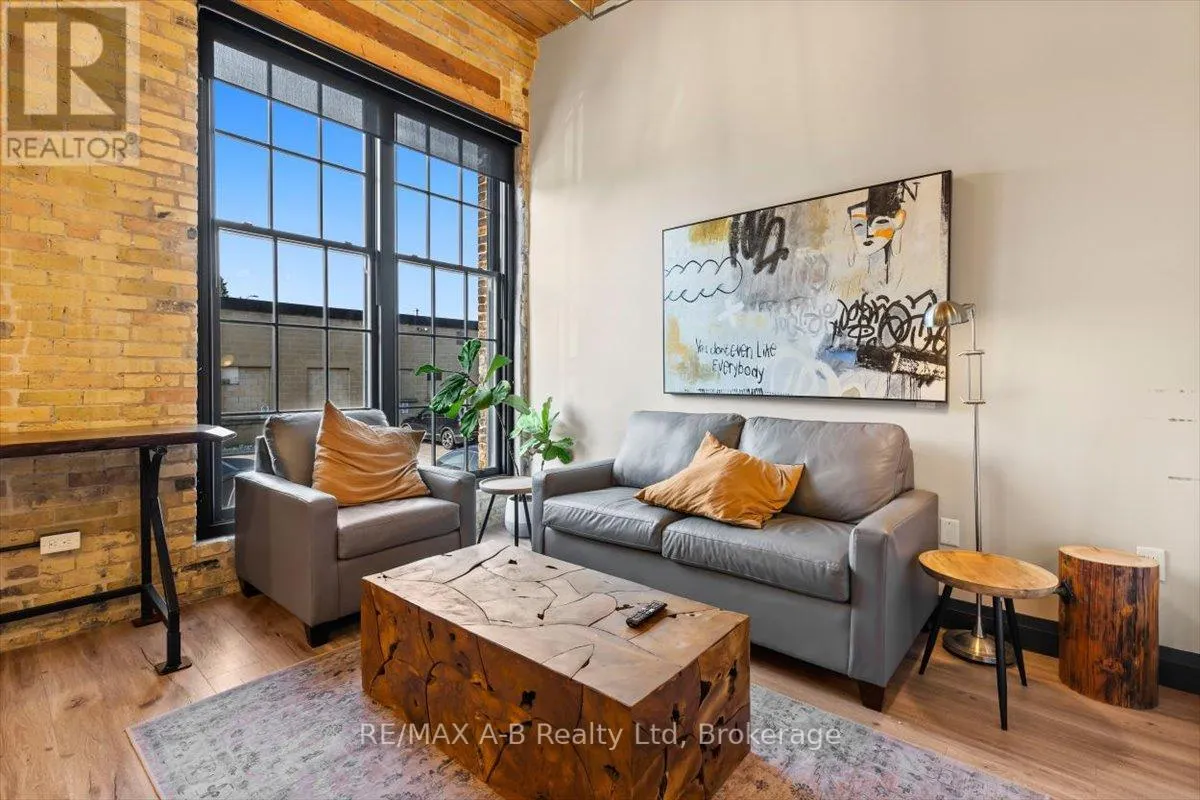 112 - 245 DOWNIE STREET, #112