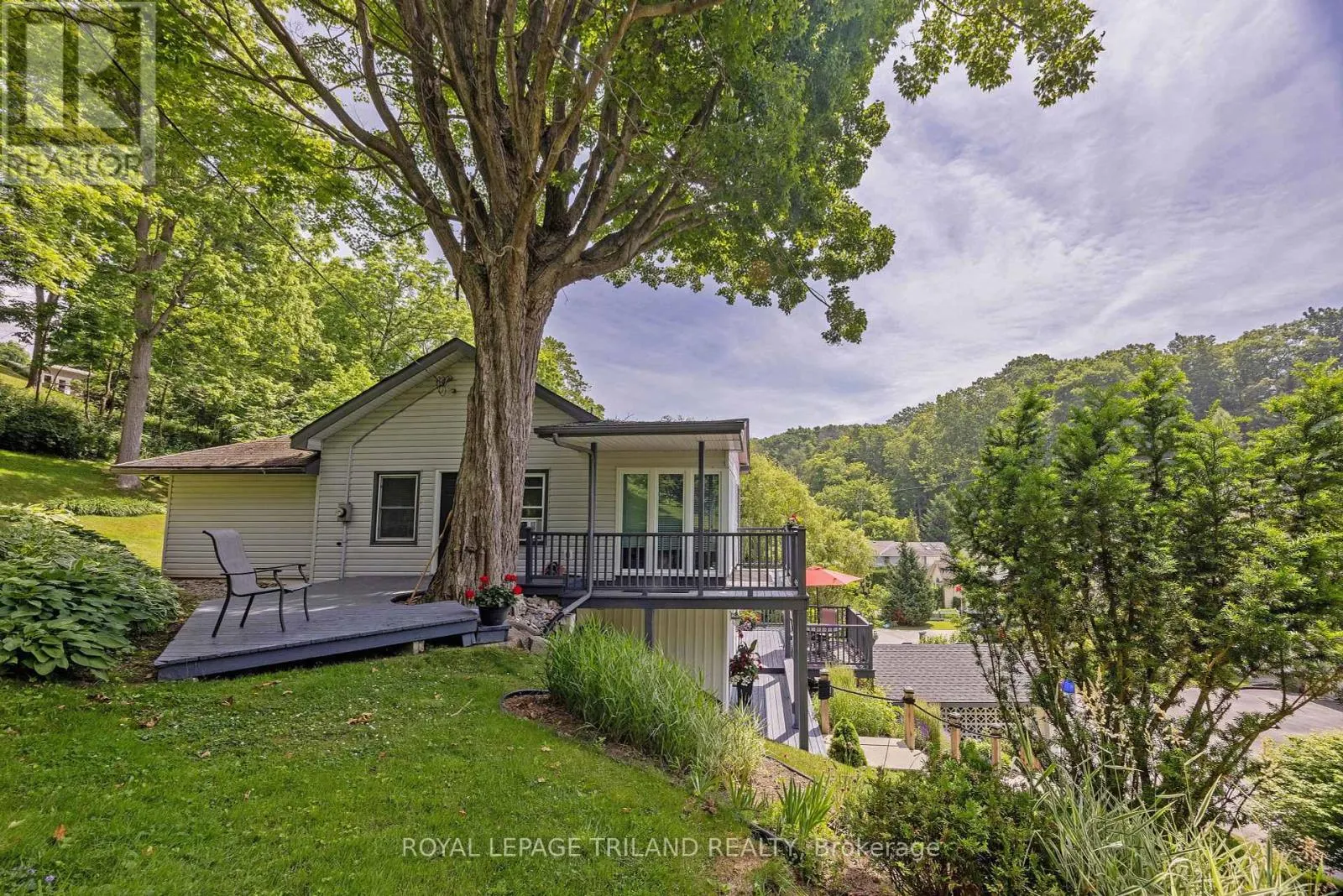 485 VALLEY STREET