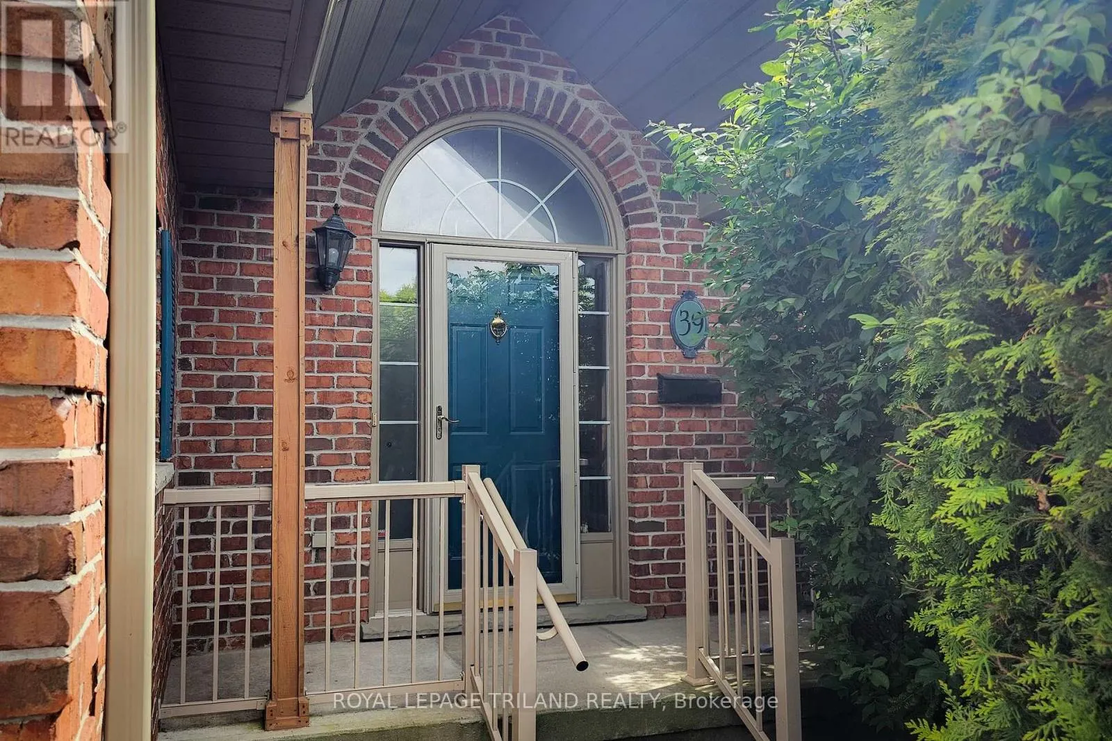 39 JUNO DRIVE