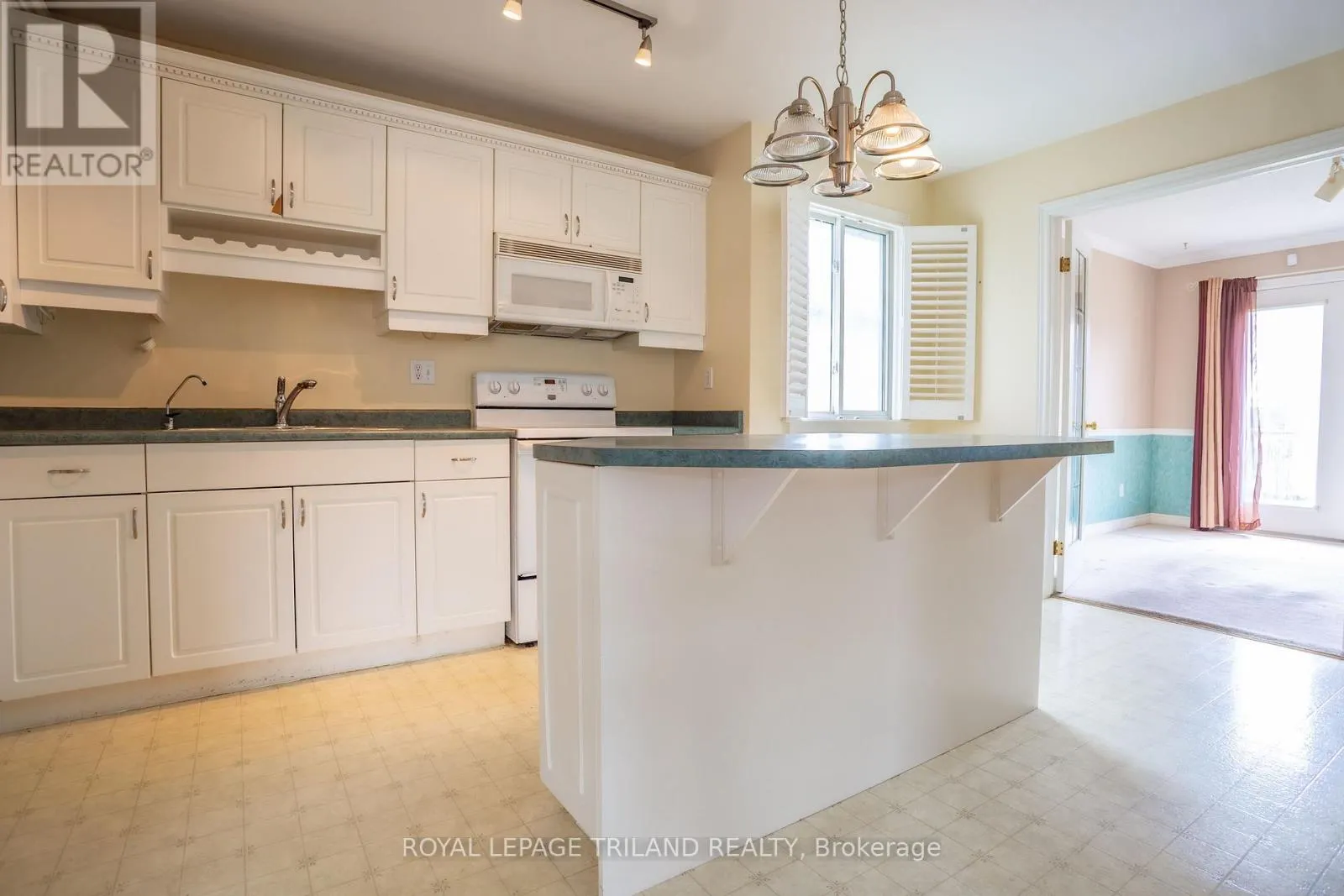39 JUNO DRIVE