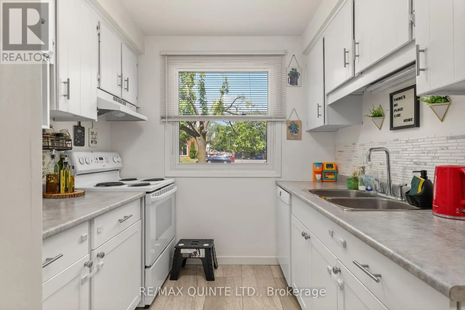 H- 203 NORTH PARK STREET
