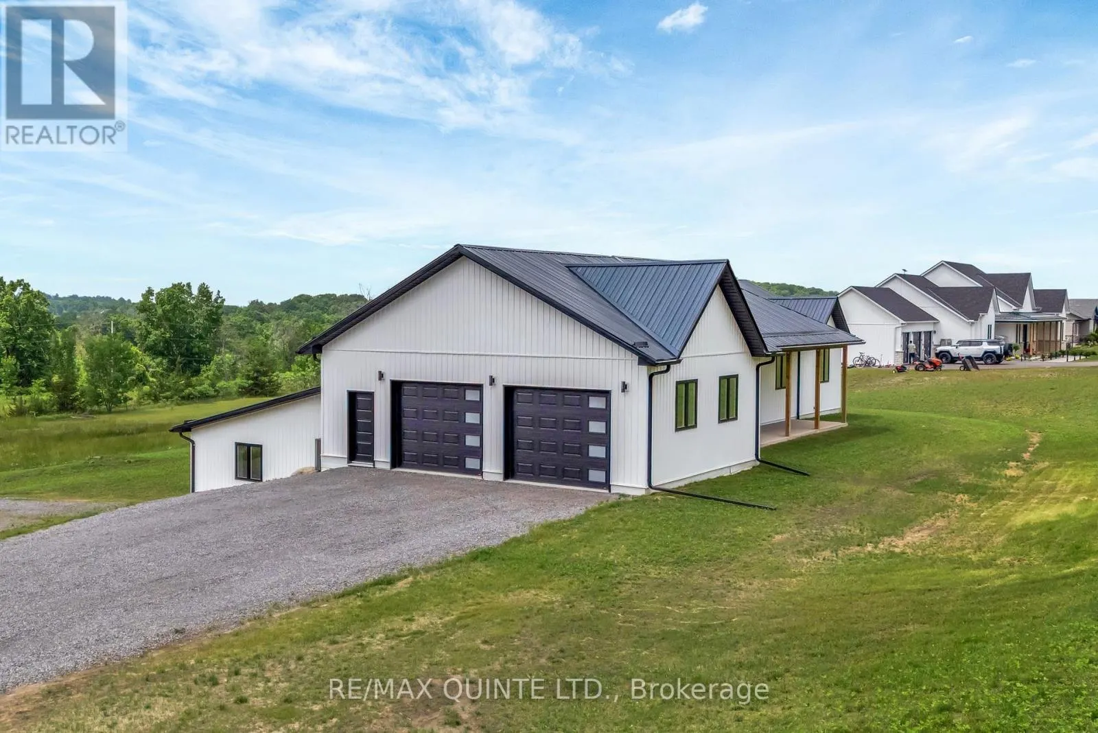 171 PINE HILL CRESCENT