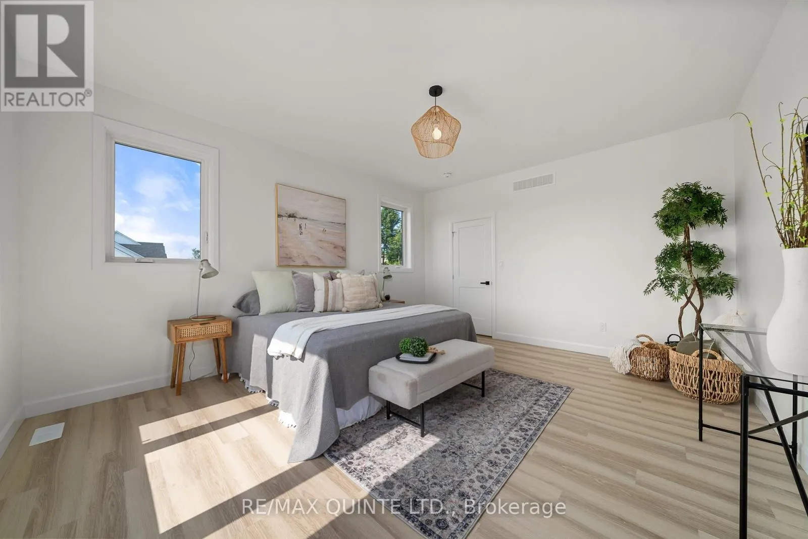 171 PINE HILL CRESCENT