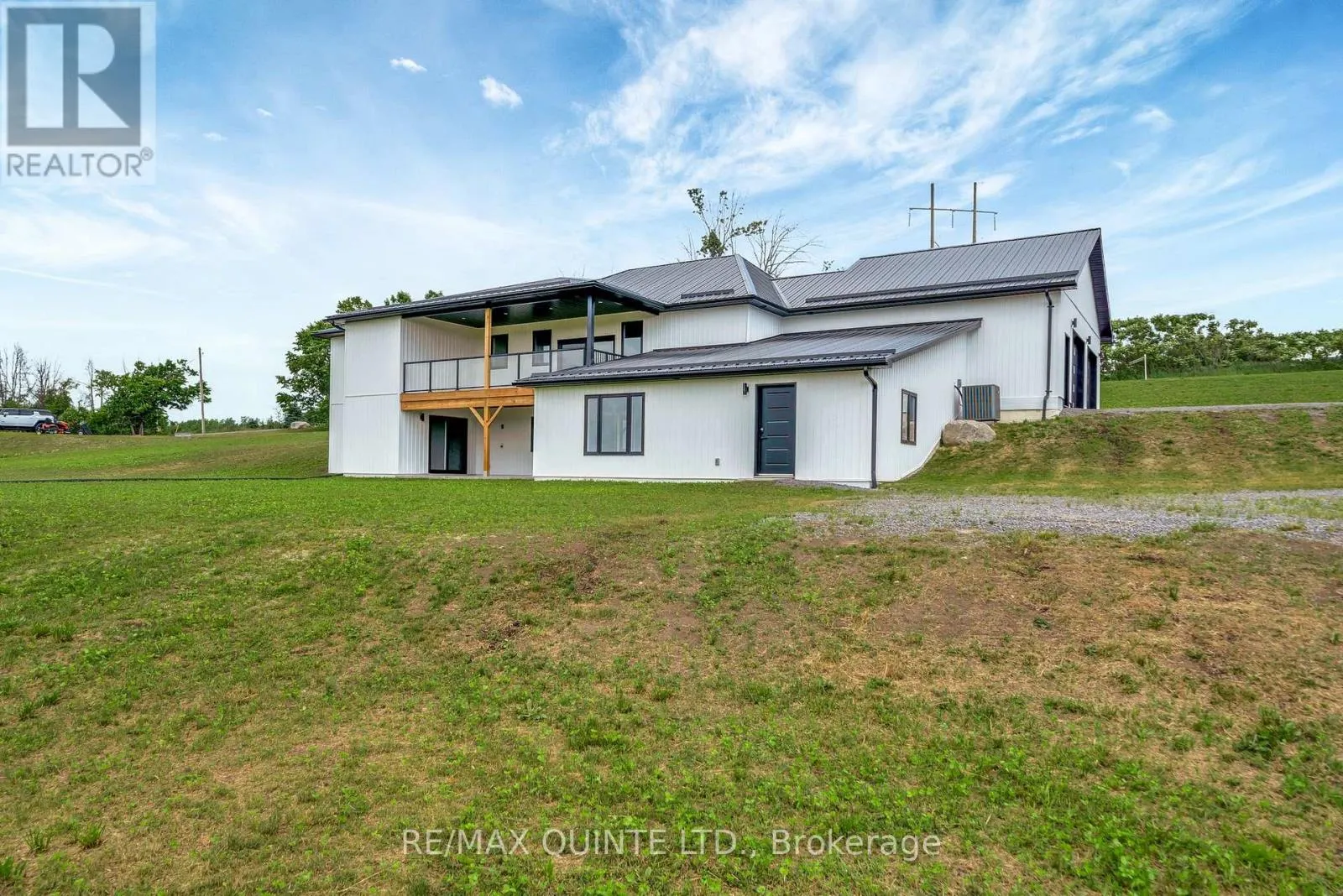 171 PINE HILL CRESCENT