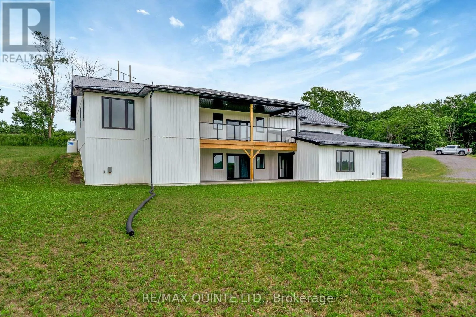 171 PINE HILL CRESCENT