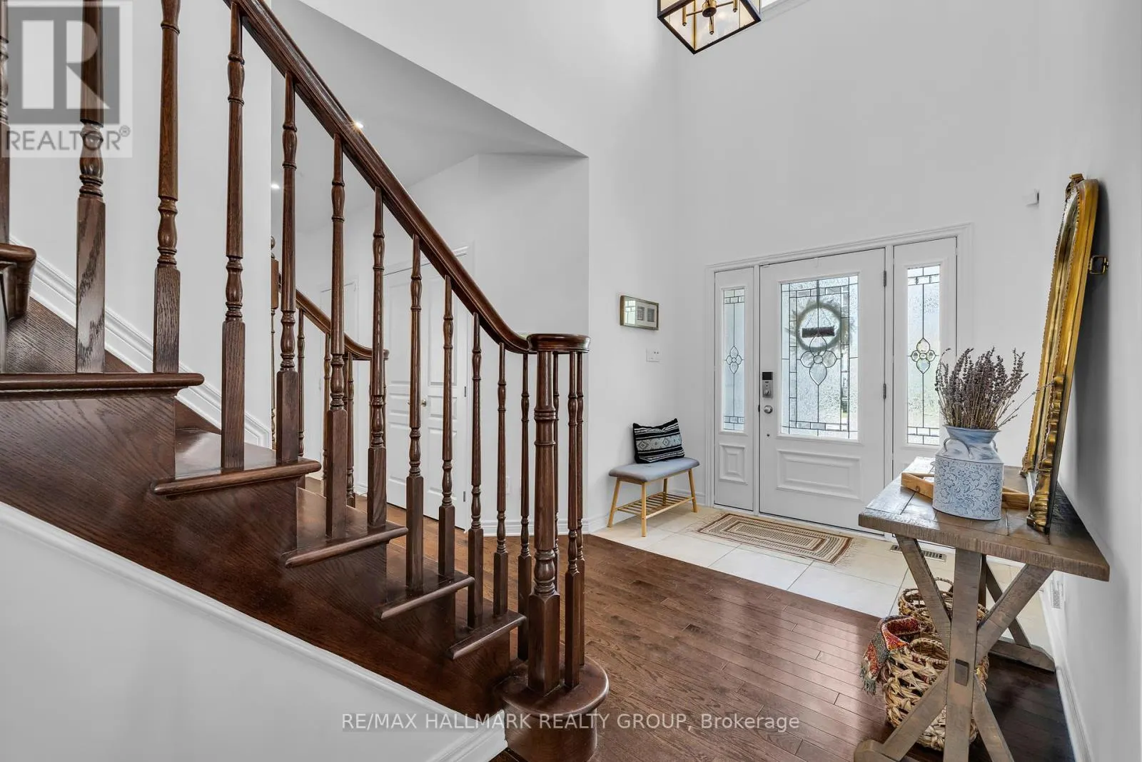 451 LANDSWOOD WAY