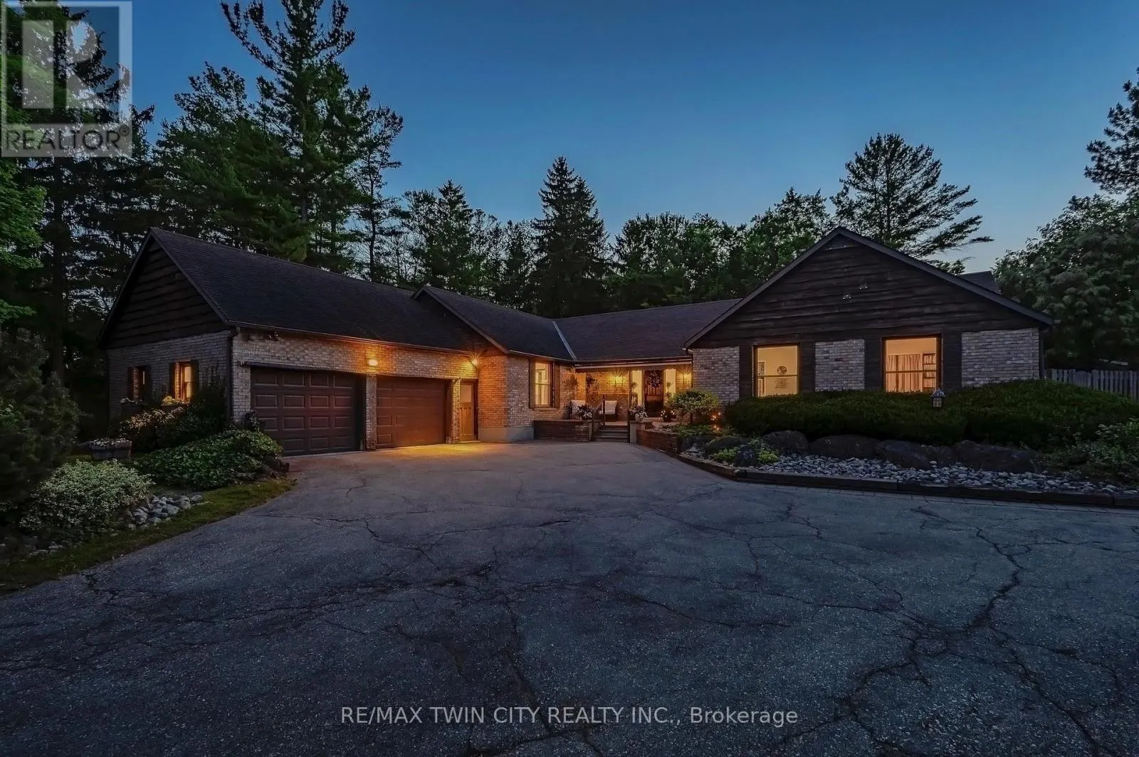 105 GRANDVIEW DRIVE