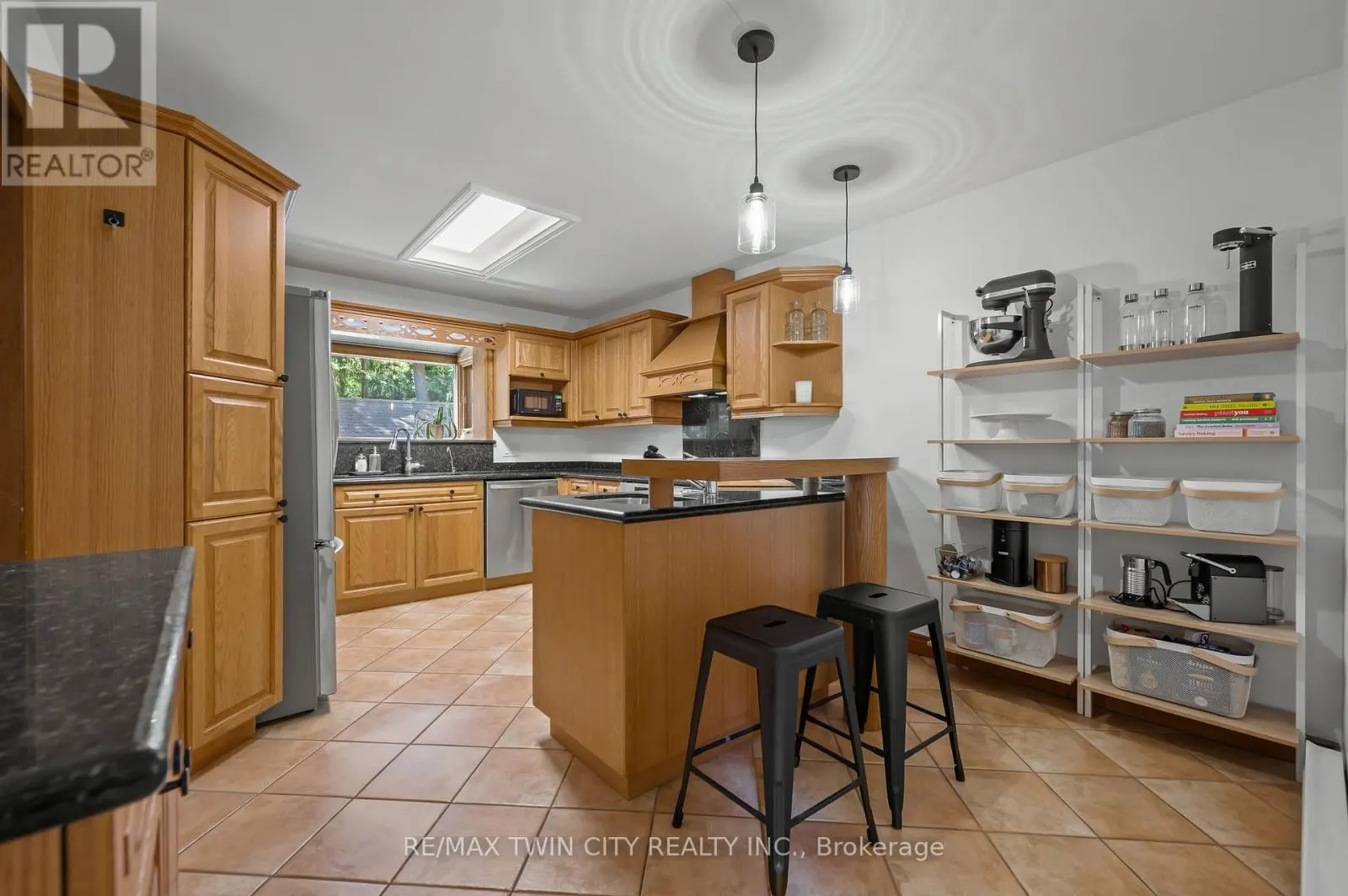 105 GRANDVIEW DRIVE