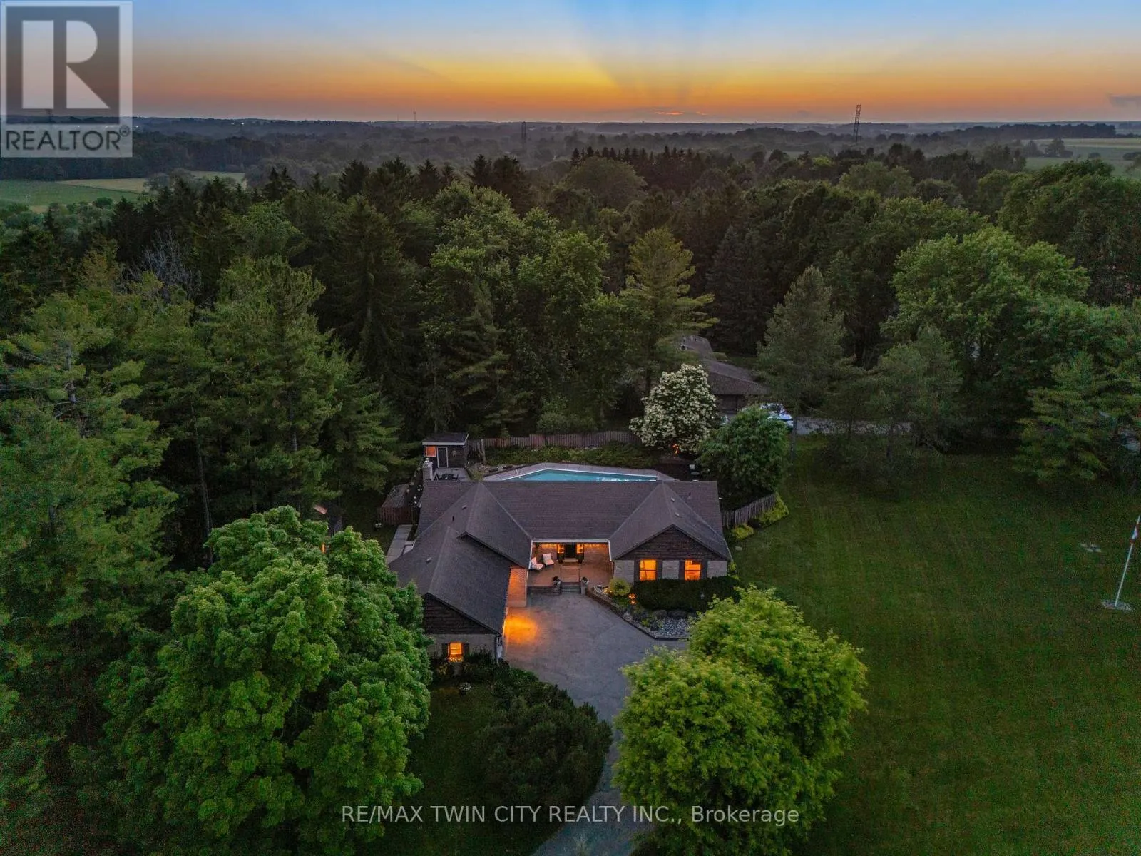 105 GRANDVIEW DRIVE