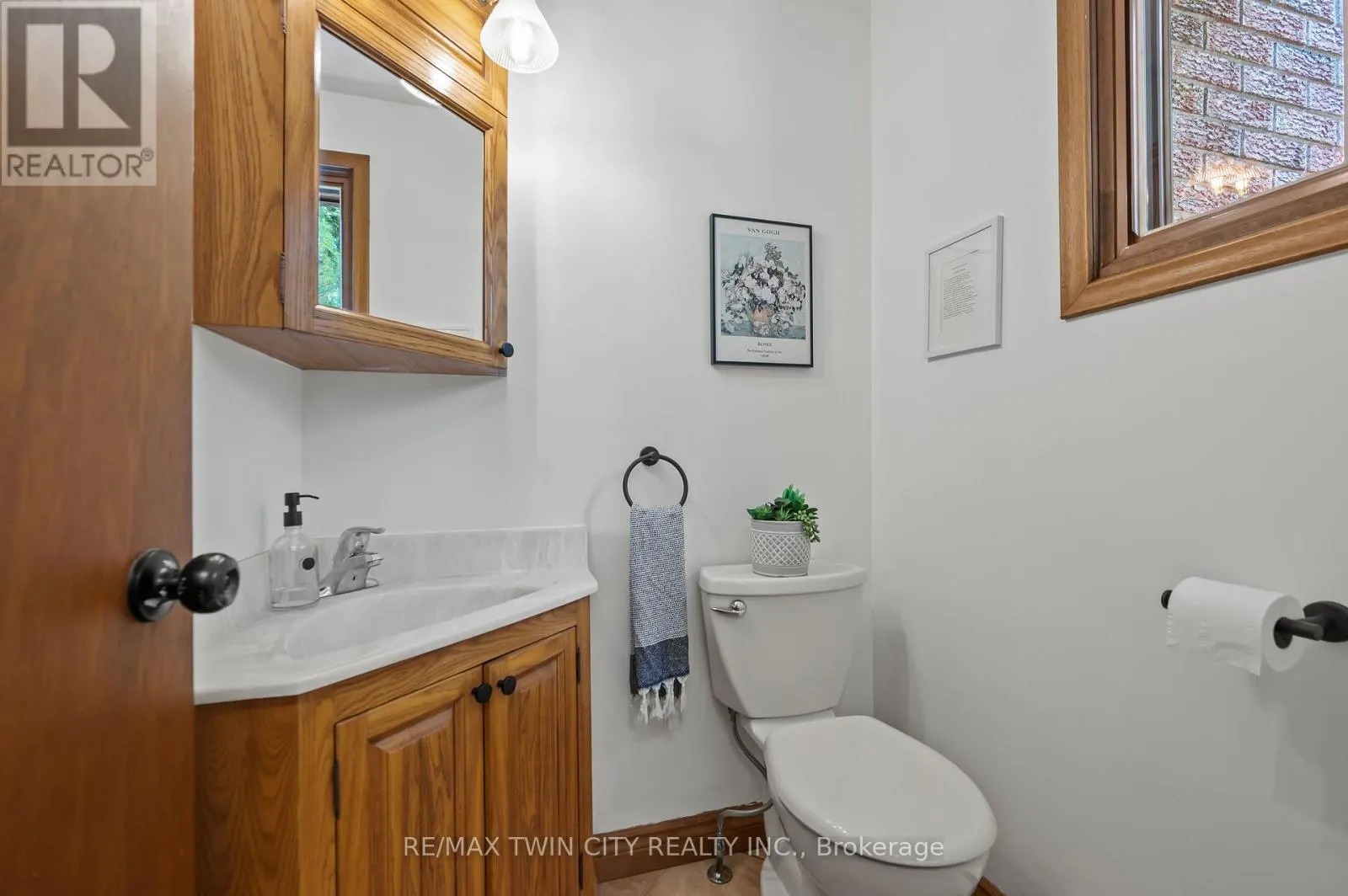 105 GRANDVIEW DRIVE