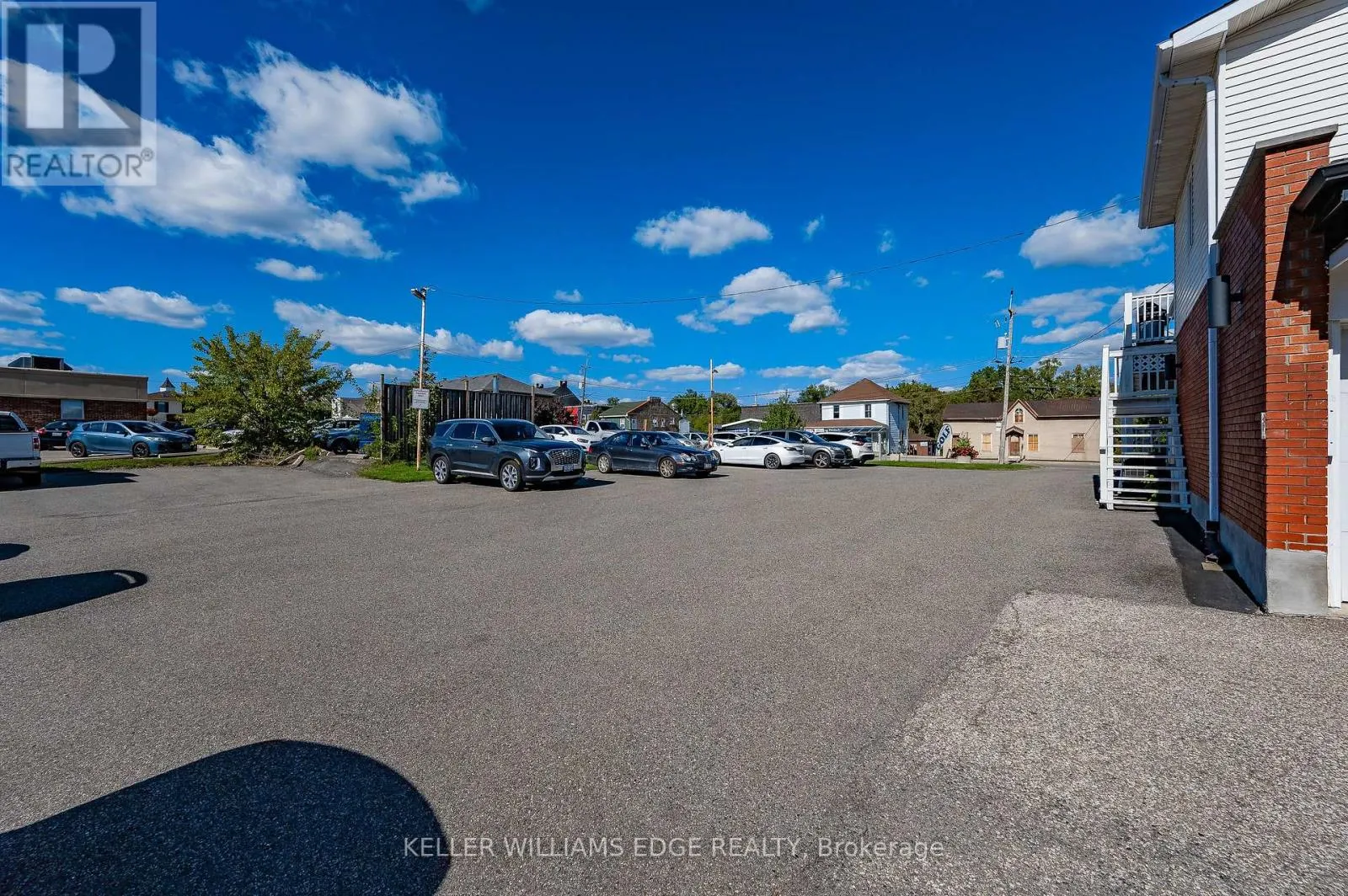 22 MILL STREET S