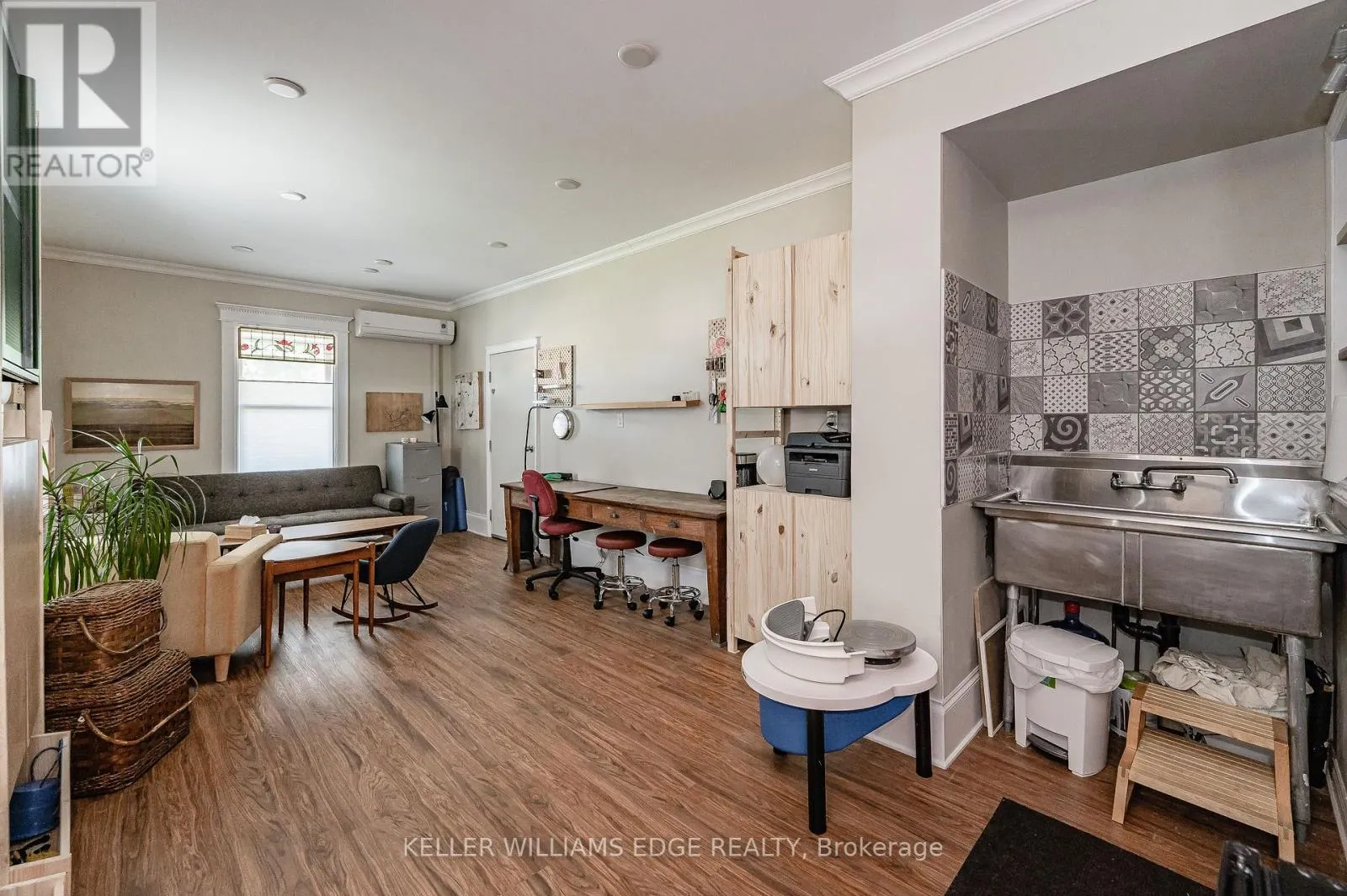 22 MILL STREET S