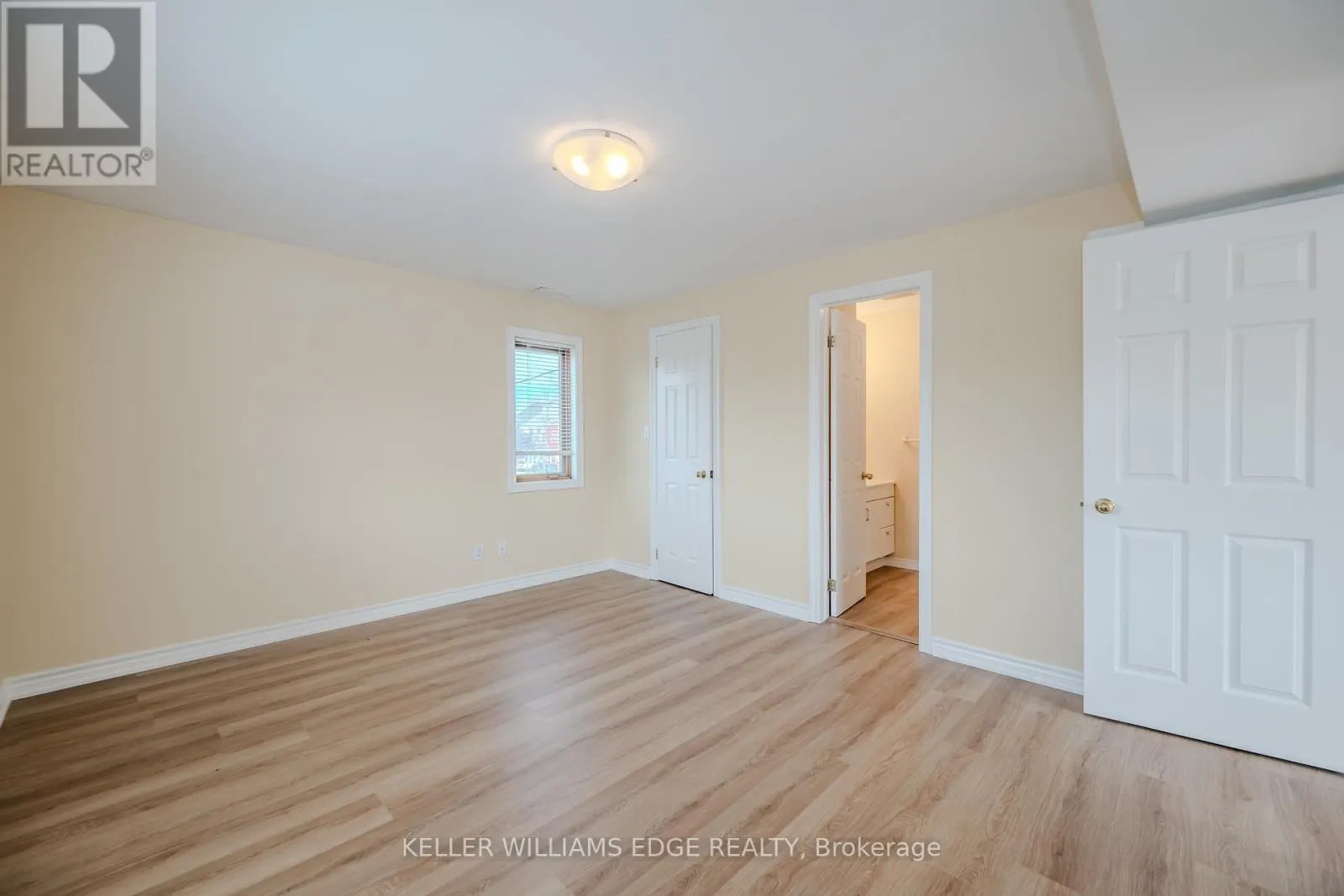 22 MILL STREET S
