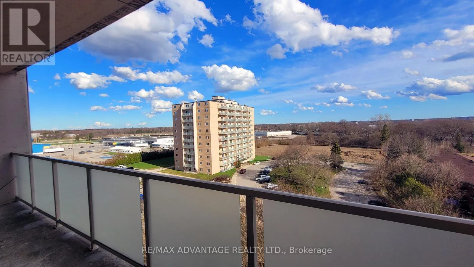 806 - 563 MORNINGTON AVENUE, #806