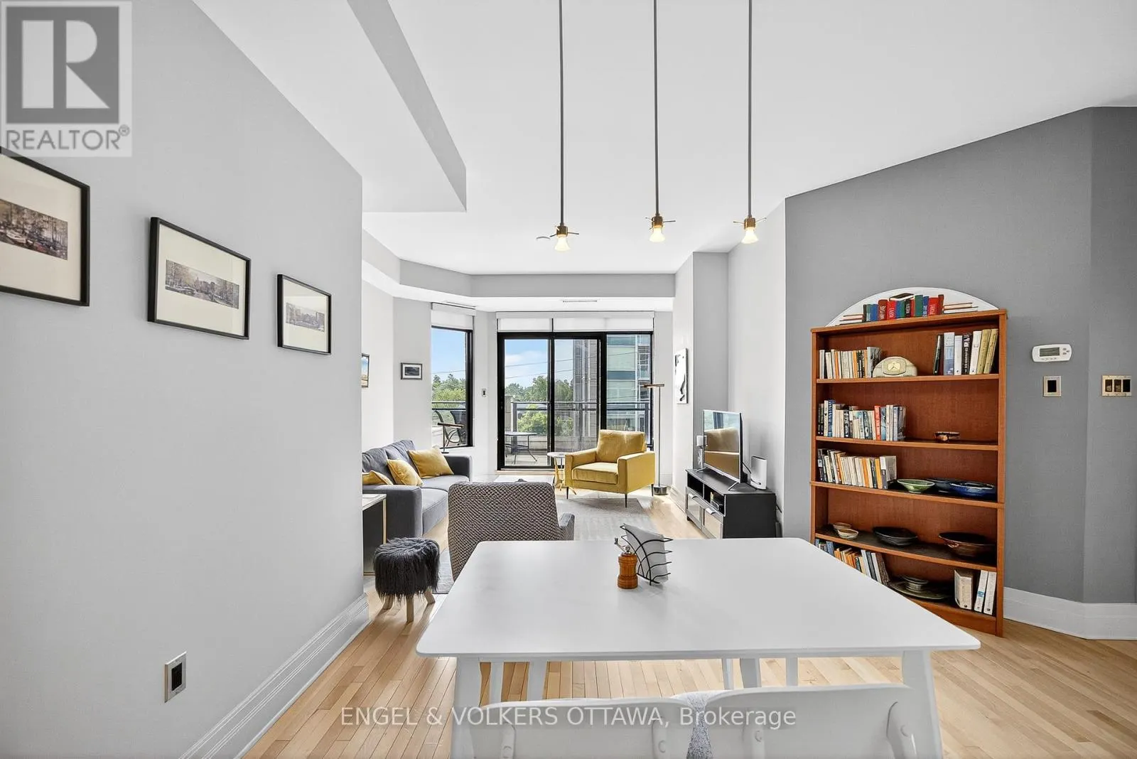 404 - 420 BERKLEY AVENUE
