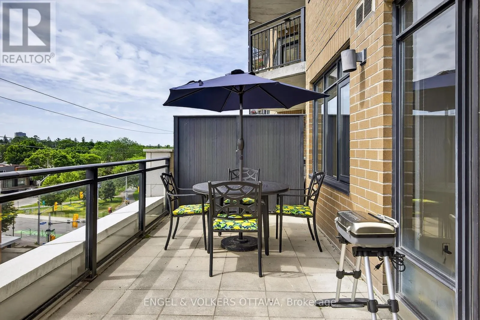 404 - 420 BERKLEY AVENUE
