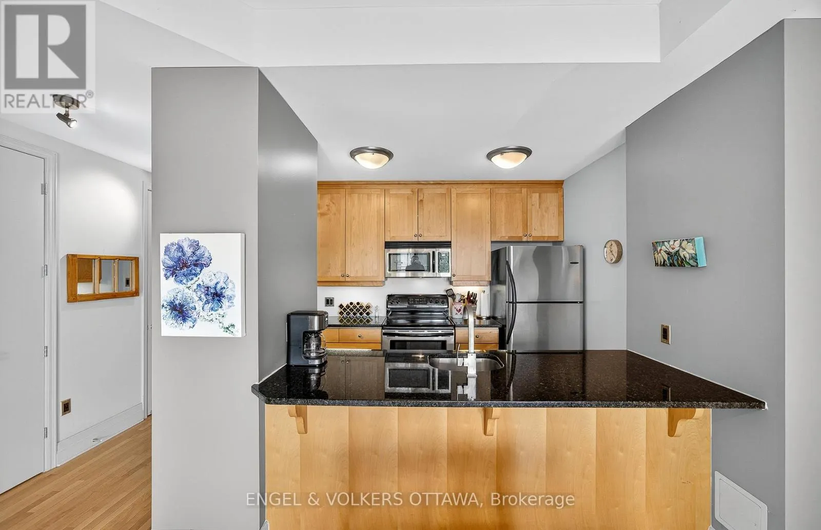 404 - 420 BERKLEY AVENUE