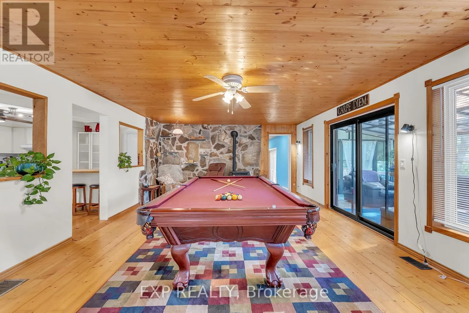 587 SCUTTLEHOLE ROAD