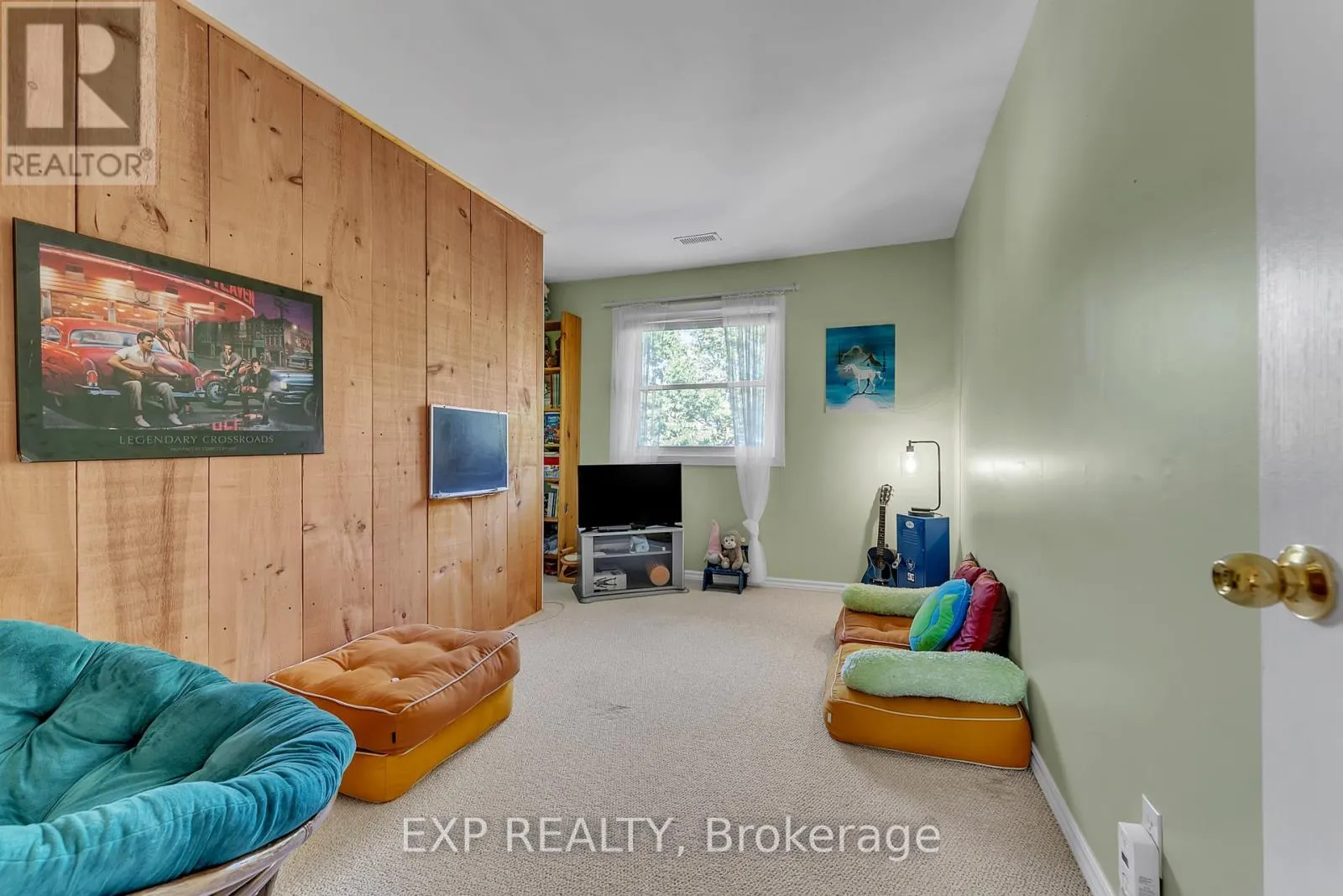 587 SCUTTLEHOLE ROAD