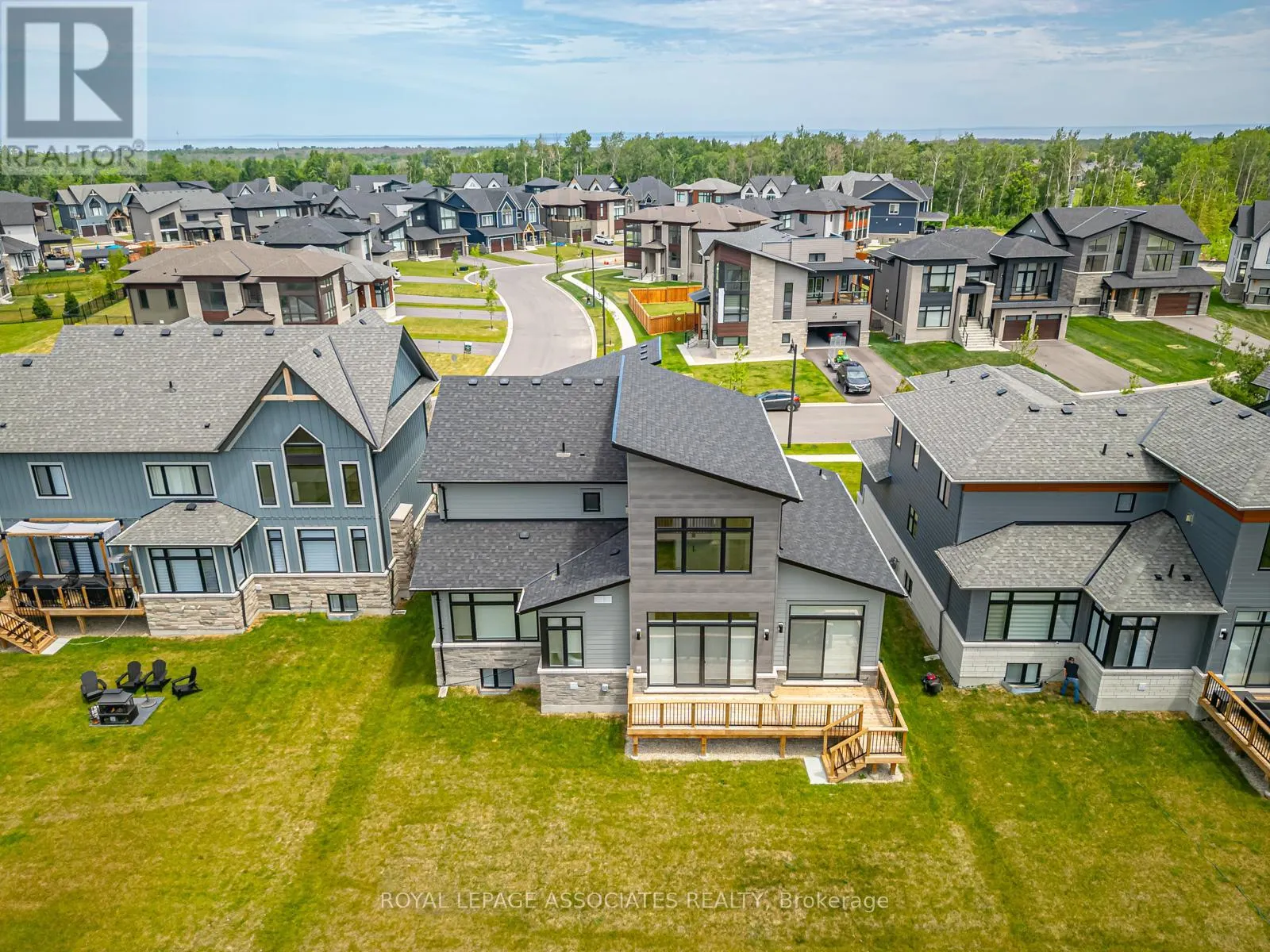 111 CATTAIL CRESCENT