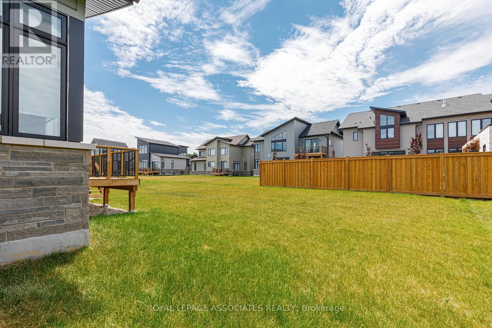 111 CATTAIL CRESCENT