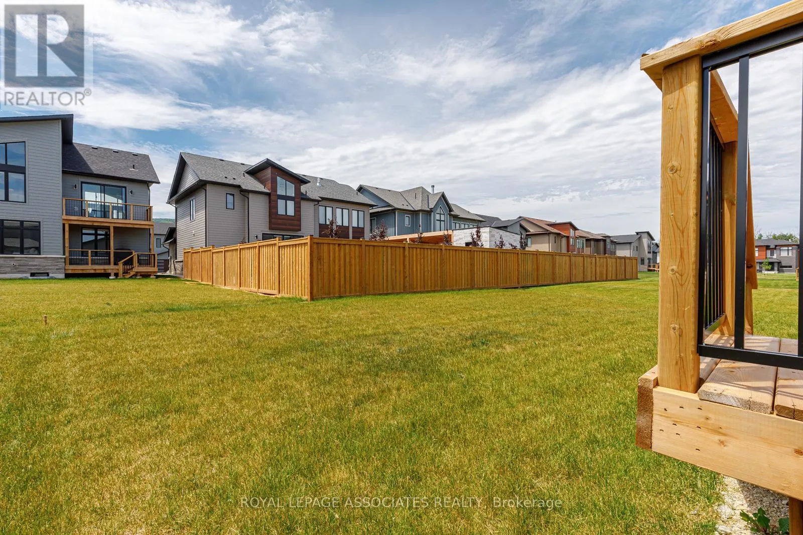 111 CATTAIL CRESCENT