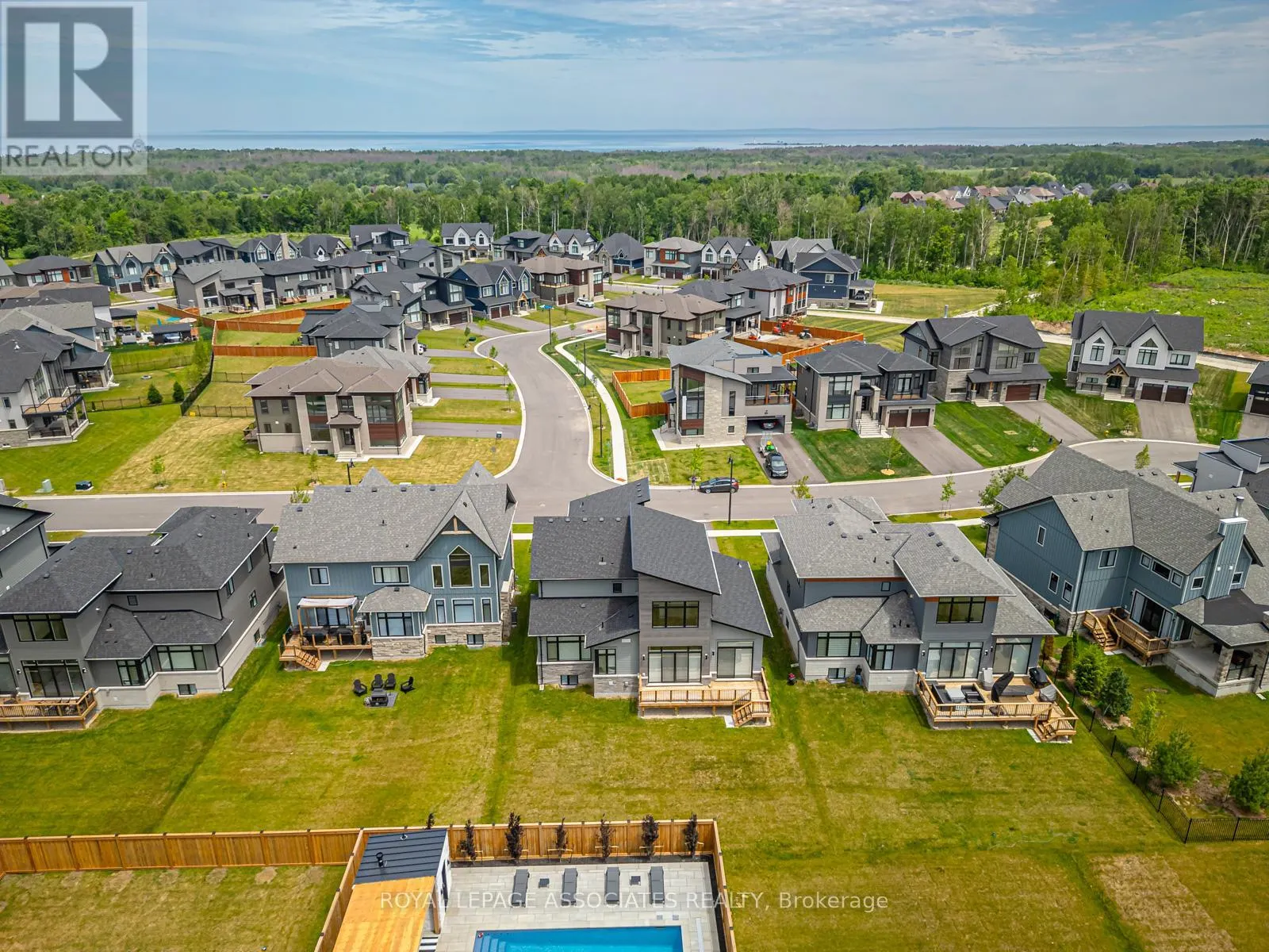 111 CATTAIL CRESCENT