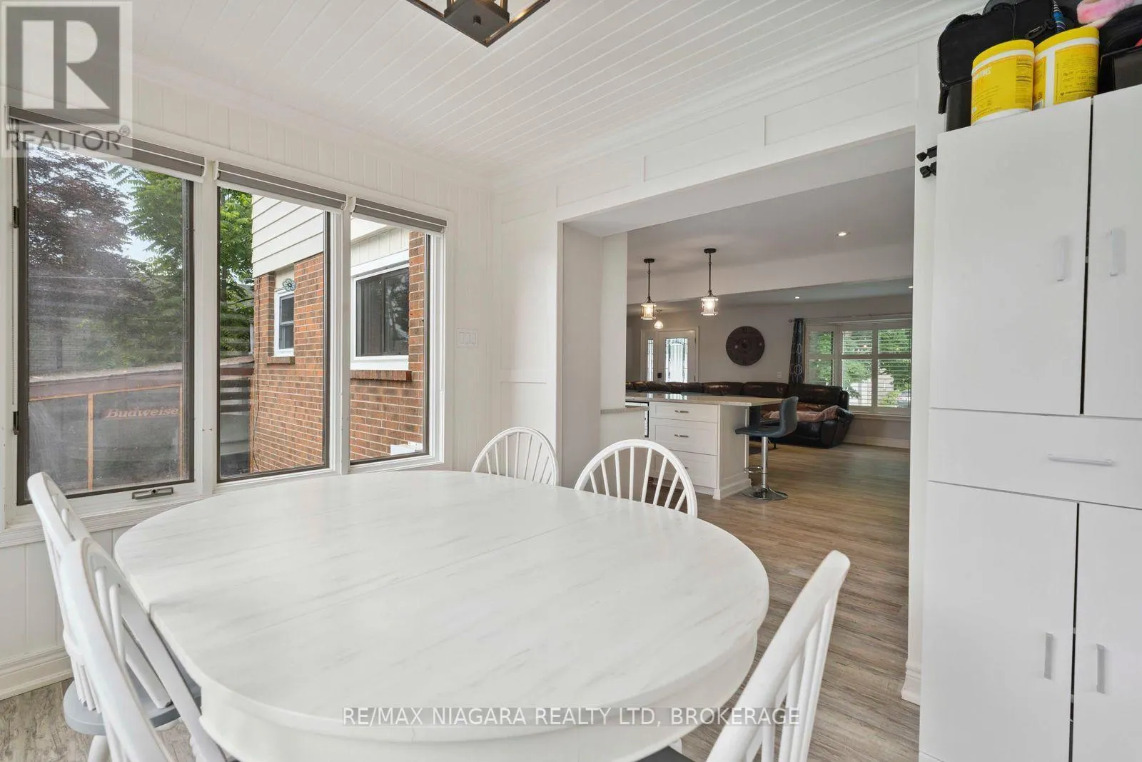 48 MICHAEL DRIVE S