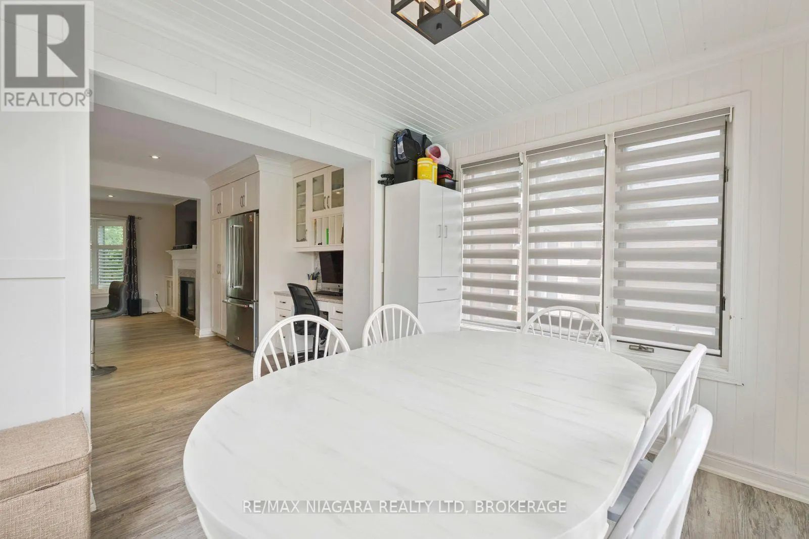 48 MICHAEL DRIVE S