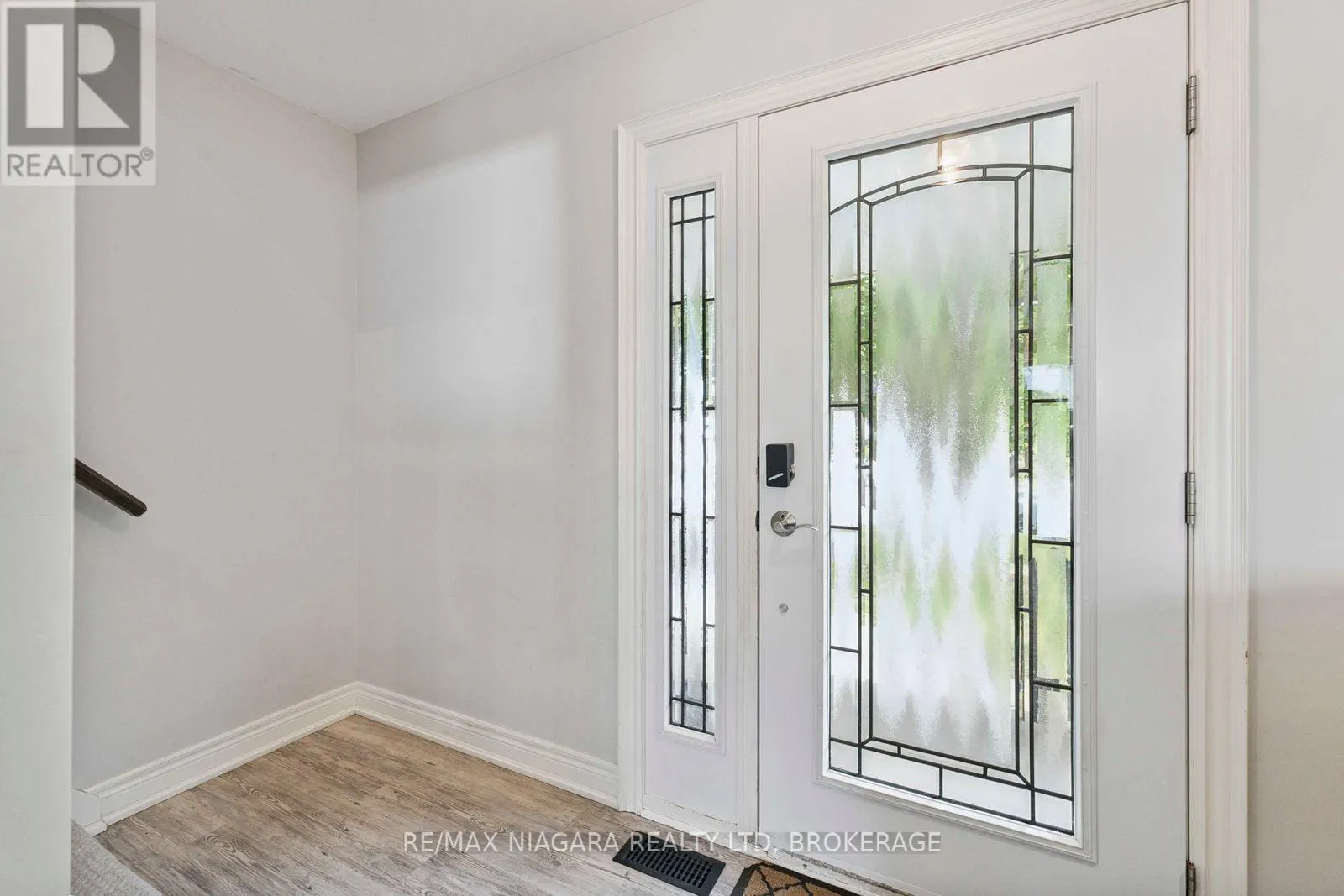 48 MICHAEL DRIVE S