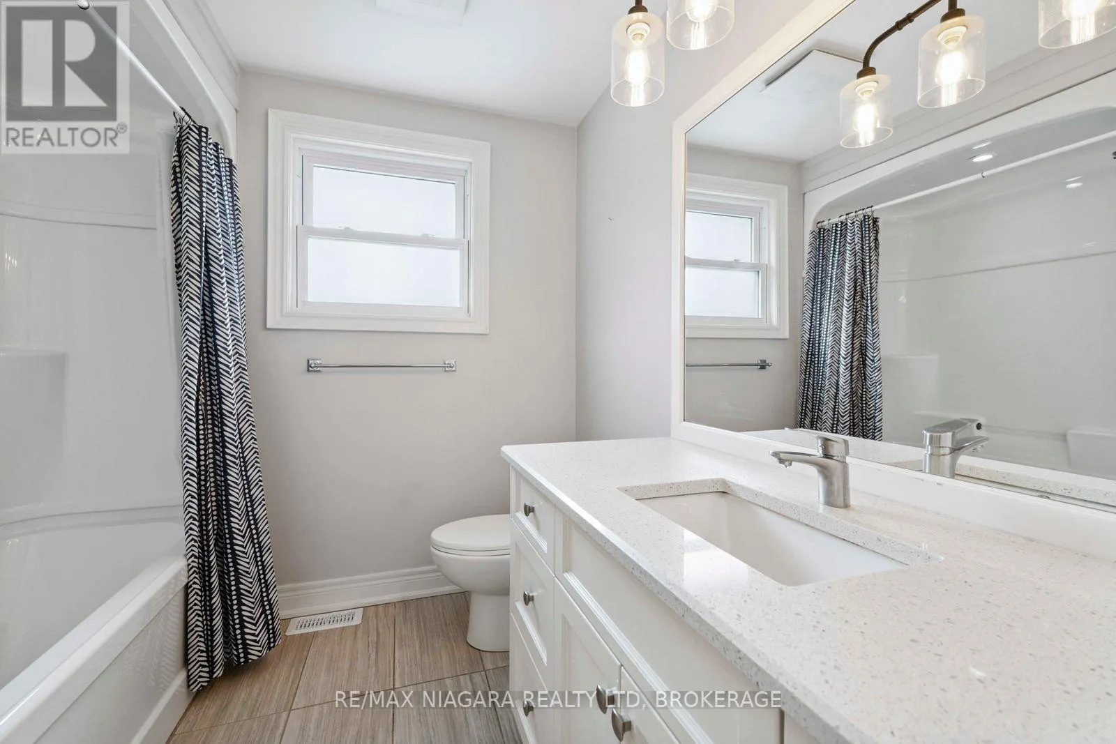 48 MICHAEL DRIVE S