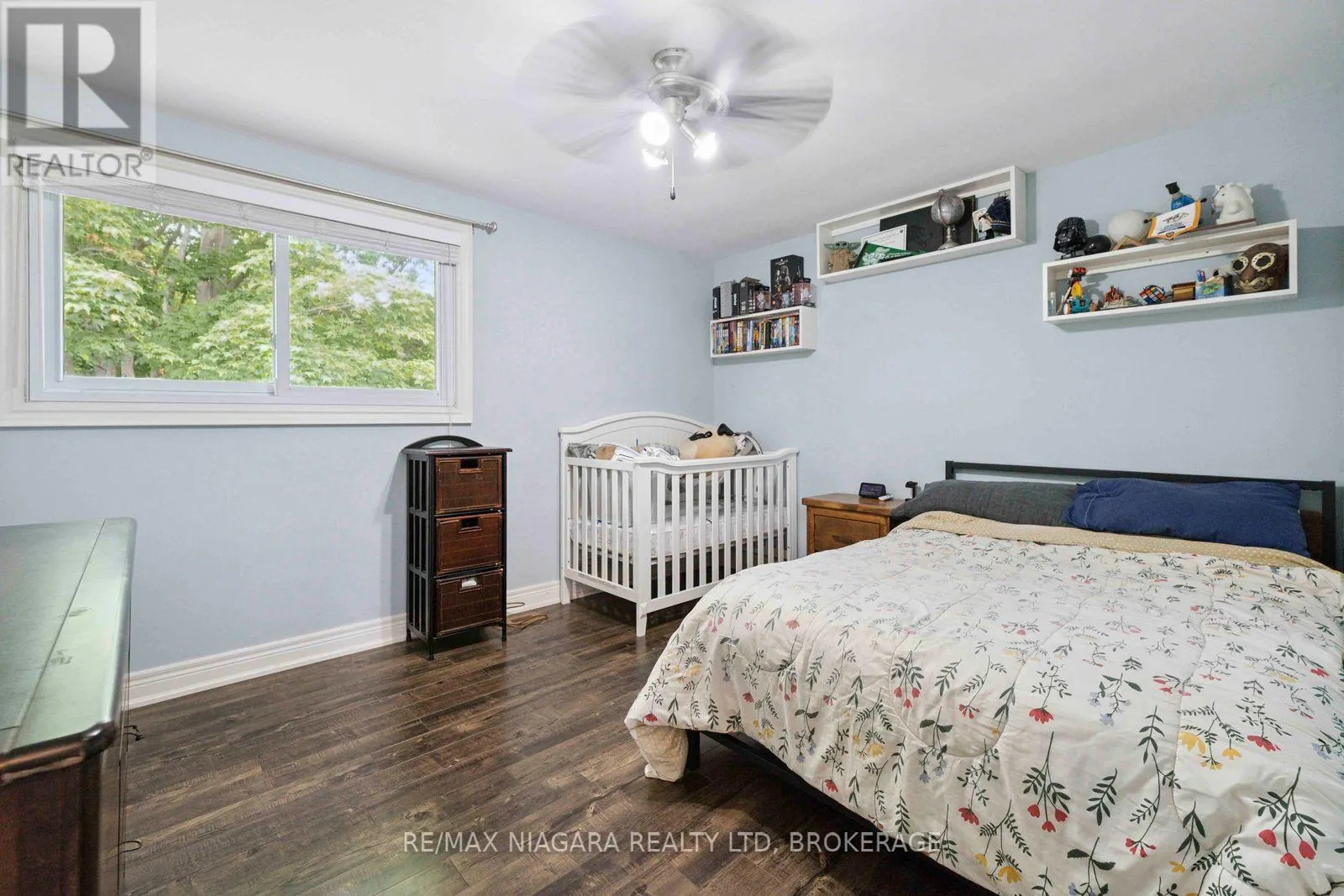 48 MICHAEL DRIVE S